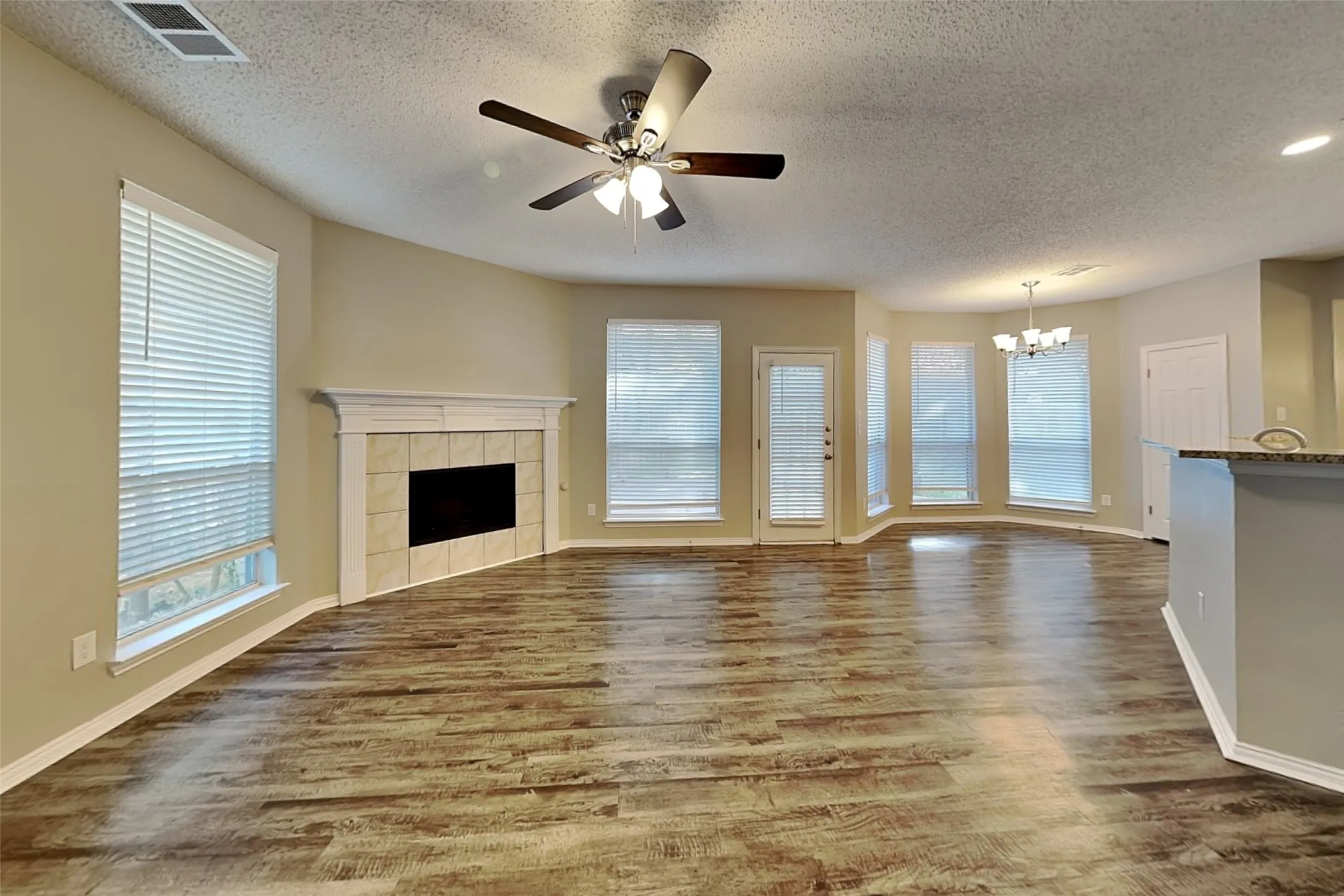 Single Family Residence For Rent in Denton County , 1716 Meyerwood Lane S, Flower Mound, Texas 75028, 4 Bedroom, 3 Bathroom, 2 Garage spaces, 2,165 Sqft, built in 1994, mls#21367276, Real Estate Agent in Flower Mound, Homes For Rent in Denton county, Homes For Rent in Flower Mound, Realtor in Flower Mound Texas, Real Estate Brokerage Independent Realty Texas, Luminita Cordes Realtor
