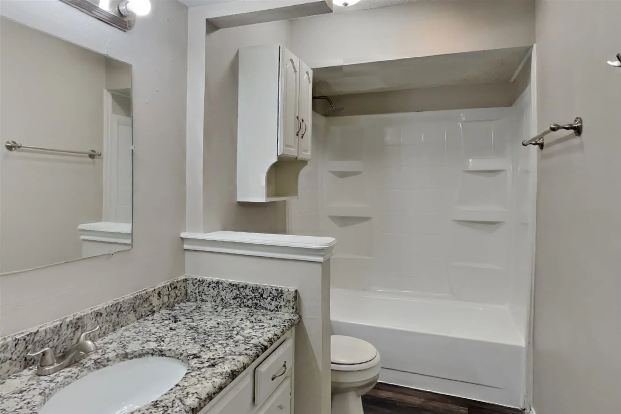 Single Family Residence For Rent in Dallas County , 5002 Woodmeadow Drive, Garland, Texas 75043, 3 Bedroom, 2 Bathroom, 2 Garage spaces, 1,574 Sqft, built in 1980, mls#21367280, Real Estate Agent in Garland, Homes For Rent in Dallas county, Homes For Rent in Garland, Realtor in Garland Texas, Real Estate Brokerage Independent Realty Texas, Luminita Cordes Realtor