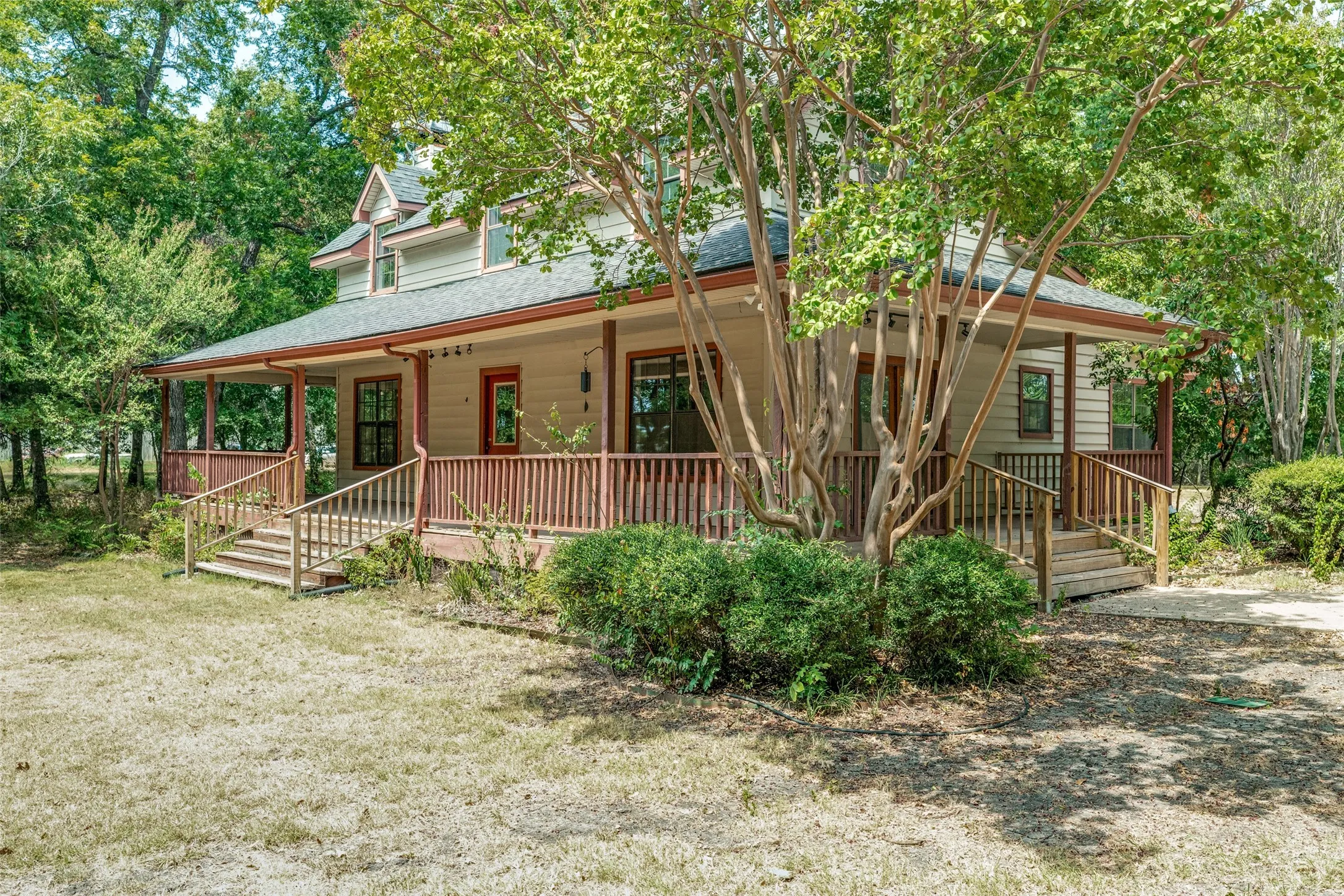 Single Family Residence For Sale in Collin County , 8741 County Road 863, Princeton, Texas 75407, 3 Bedroom, 3 Bathroom, 2 Garage spaces, 1,888 Sqft, built in 1984, mls#21367282, Real Estate Agent in Princeton, Homes For Sale in Collin county, Homes For Sale in Princeton, Realtor in Princeton Texas, Real Estate Brokerage Independent Realty Texas, Luminita Cordes Realtor