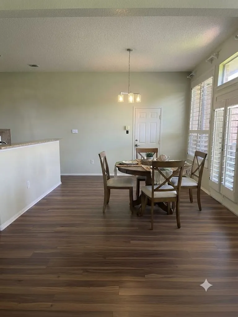 Single Family Residence For Rent in Collin County , 3701 Kimble Drive, Plano, Texas 75025, 4 Bedroom, 2 Bathroom, 2 Garage spaces, 2,315 Sqft, built in 2000, mls#21367283, Real Estate Agent in Plano, Homes For Rent in Collin county, Homes For Rent in Plano, Realtor in Plano Texas, Real Estate Brokerage Independent Realty Texas, Luminita Cordes Realtor