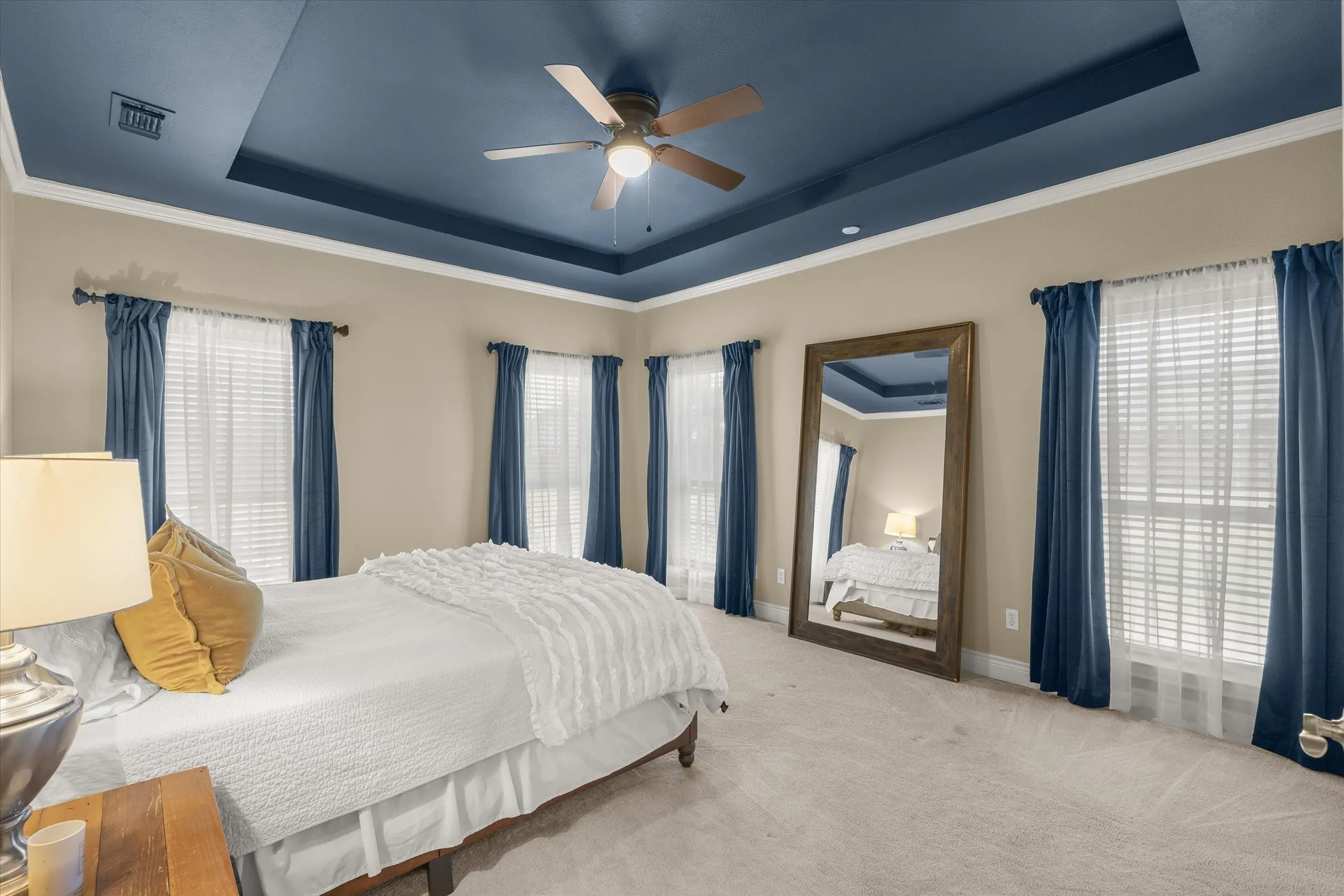 Single Family Residence For Sale in Van Zandt County , 117 Lake Meadow Boulevard, Canton, Texas 75103, 4 Bedroom, 4 Bathroom, 2 Garage spaces, 3,107 Sqft, built in 2001, mls#21365995, Real Estate Agent in Canton, Homes For Sale in Van Zandt county, Homes For Sale in Canton, Realtor in Canton Texas, Real Estate Brokerage Independent Realty Texas, Luminita Cordes Realtor