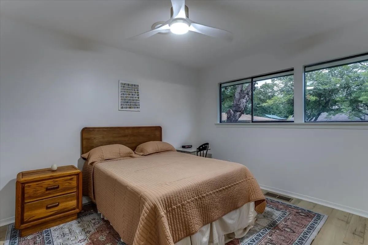 Single Family Residence For Sale in Dallas County , 1729 Boca Chica Drive, Dallas, Texas 75232, 4 Bedroom, 2 Bathroom, 2 Garage spaces, 3,966 Sqft, built in 1958, mls#21367290, Real Estate Agent in Dallas, Homes For Sale in Dallas county, Homes For Sale in Dallas, Realtor in Dallas Texas, Real Estate Brokerage Independent Realty Texas, Luminita Cordes Realtor