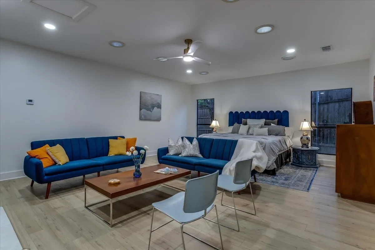 Single Family Residence For Sale in Dallas County , 1729 Boca Chica Drive, Dallas, Texas 75232, 4 Bedroom, 2 Bathroom, 2 Garage spaces, 3,966 Sqft, built in 1958, mls#21367290, Real Estate Agent in Dallas, Homes For Sale in Dallas county, Homes For Sale in Dallas, Realtor in Dallas Texas, Real Estate Brokerage Independent Realty Texas, Luminita Cordes Realtor