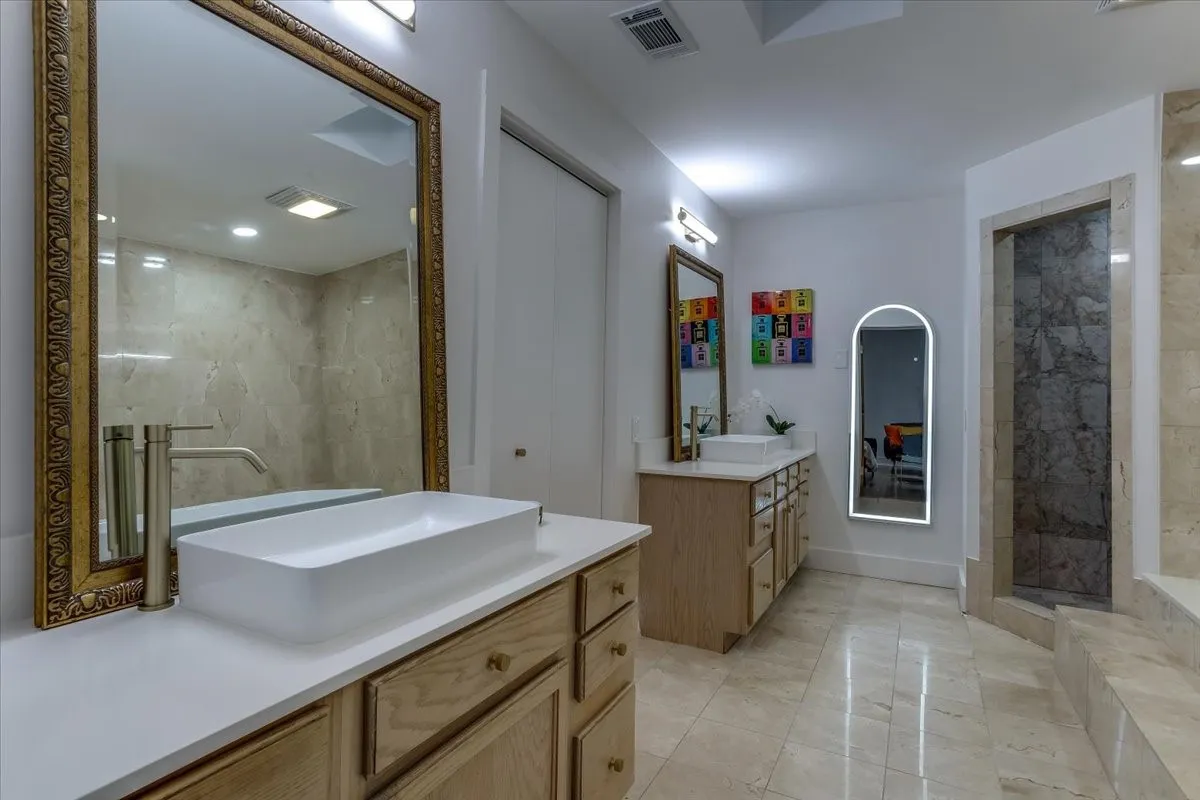 Single Family Residence For Sale in Dallas County , 1729 Boca Chica Drive, Dallas, Texas 75232, 4 Bedroom, 2 Bathroom, 2 Garage spaces, 3,966 Sqft, built in 1958, mls#21367290, Real Estate Agent in Dallas, Homes For Sale in Dallas county, Homes For Sale in Dallas, Realtor in Dallas Texas, Real Estate Brokerage Independent Realty Texas, Luminita Cordes Realtor