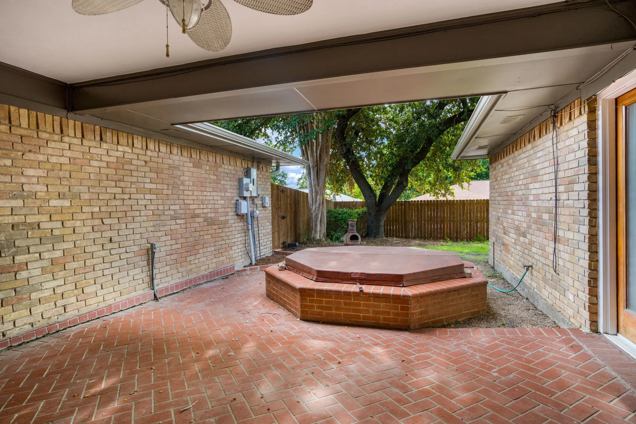 Single Family Residence For Sale in Collin County , 3105 Roundrock Trail, Plano, Texas 75075, 4 Bedroom, 3 Bathroom, 2 Garage spaces, 2,331 Sqft, built in 1974, mls#21365444, Real Estate Agent in Plano, Homes For Sale in Collin county, Homes For Sale in Plano, Realtor in Plano Texas, Real Estate Brokerage Independent Realty Texas, Luminita Cordes Realtor