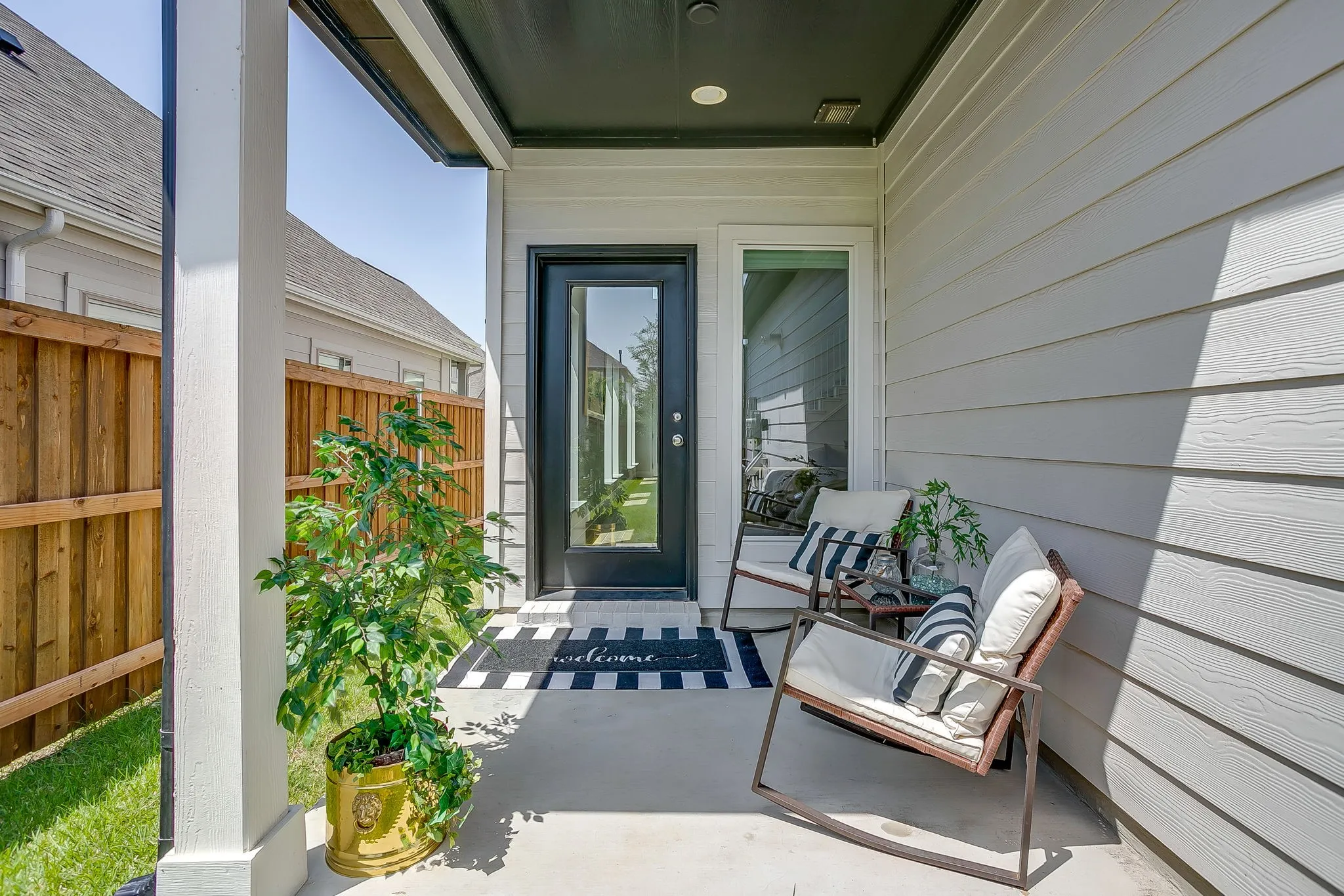 Townhouse For Sale in Parker County , 2117 Eastus Lane, Fort Worth, Texas 76008, 3 Bedroom, 3 Bathroom, 2 Garage spaces, 2,160 Sqft, built in 2023, mls#21367294, Real Estate Agent in Fort Worth, Homes For Sale in Parker county, Homes For Sale in Fort Worth, Realtor in Fort Worth Texas, Real Estate Brokerage Independent Realty Texas, Luminita Cordes Realtor