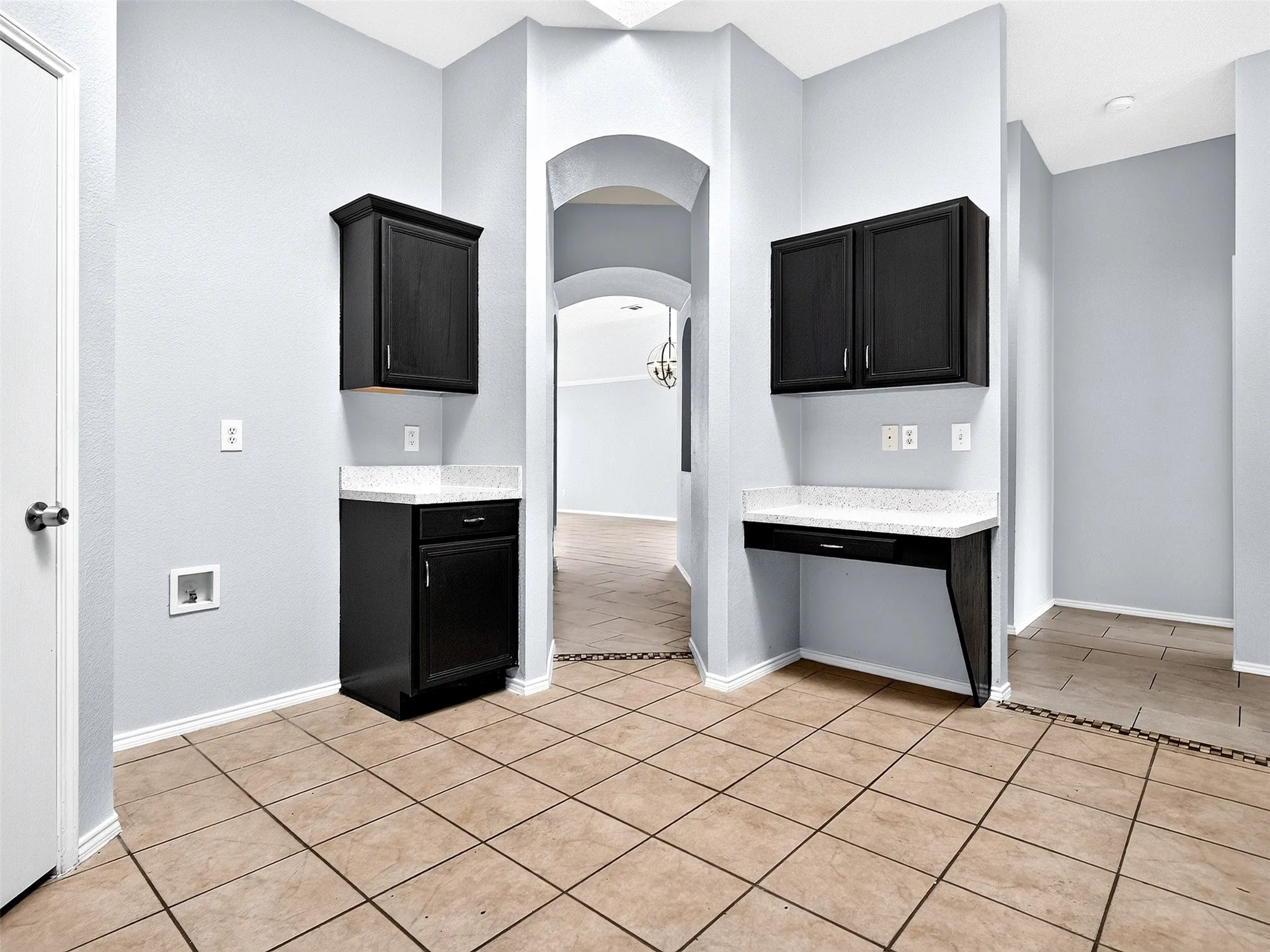 Single Family Residence For Sale in Dallas County , 1022 Pondview Drive, Cedar Hill, Texas 75104, 4 Bedroom, 2 Bathroom, 2 Garage spaces, 2,150 Sqft, built in 2001, mls#21367296, Real Estate Agent in Cedar Hill, Homes For Sale in Dallas county, Homes For Sale in Cedar Hill, Realtor in Cedar Hill Texas, Real Estate Brokerage Independent Realty Texas, Luminita Cordes Realtor