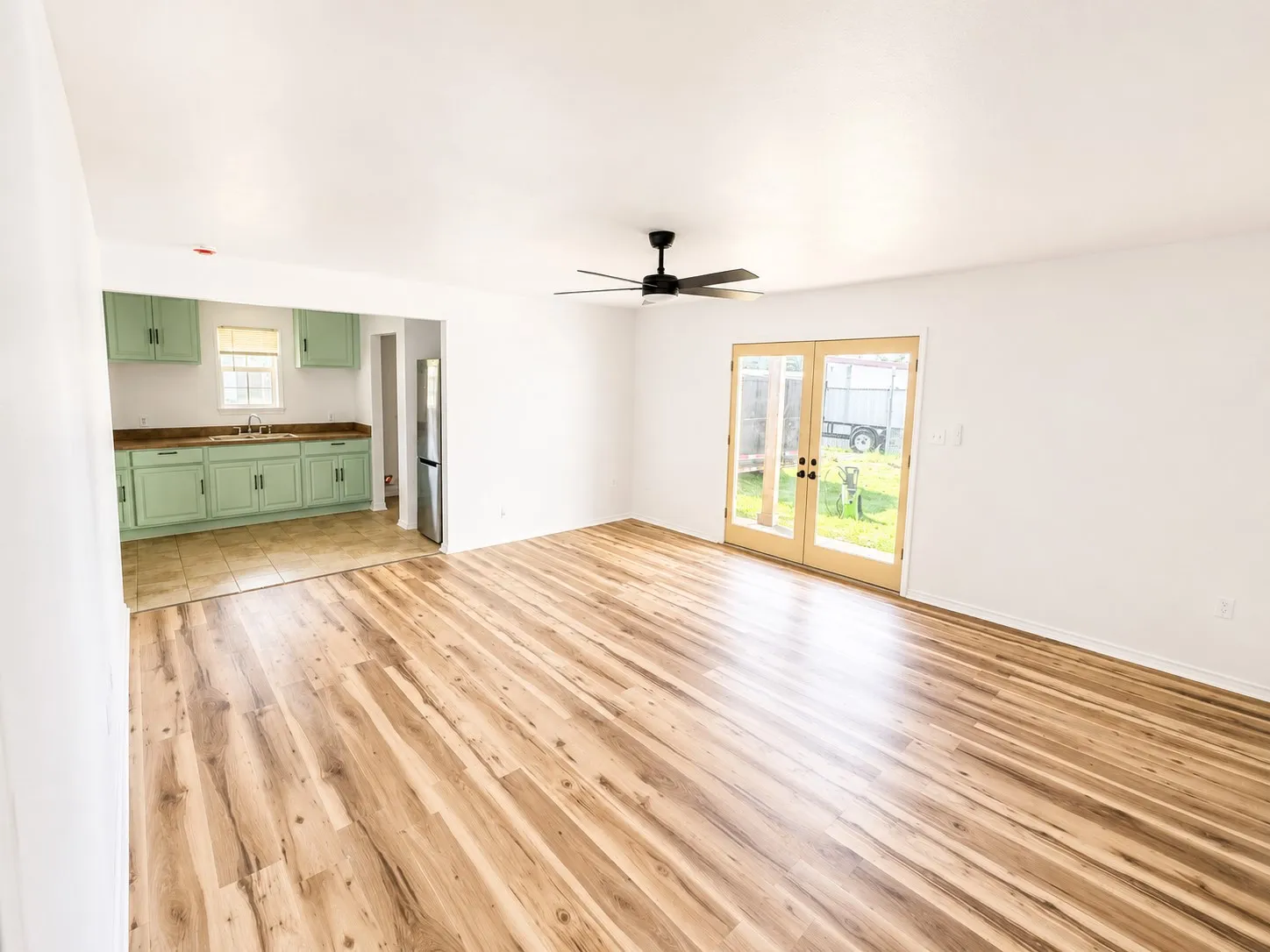Warehouse For Sale in Parker County , 6612 Midway Road, Springtown, Texas 76082, 0, 0, Garage spaces, 0 Sqft, built in 0, Price $999,900, mls#21367271, Real Estate Agent in Springtown, Homes For Sale in Parker county, Homes For Sale in Springtown, Realtor in Springtown Texas, Real Estate Brokerage Independent Realty Texas, Luminita Cordes Realtor