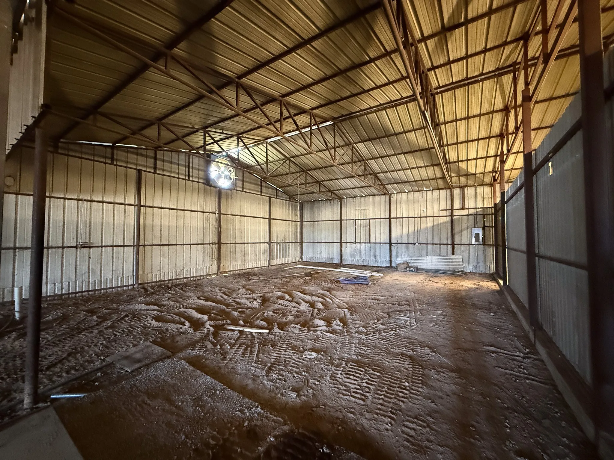Warehouse For Sale in Parker County , 6612 Midway Road, Springtown, Texas 76082, 0, 0, Garage spaces, 0 Sqft, built in 0, Price $999,900, mls#21367271, Real Estate Agent in Springtown, Homes For Sale in Parker county, Homes For Sale in Springtown, Realtor in Springtown Texas, Real Estate Brokerage Independent Realty Texas, Luminita Cordes Realtor