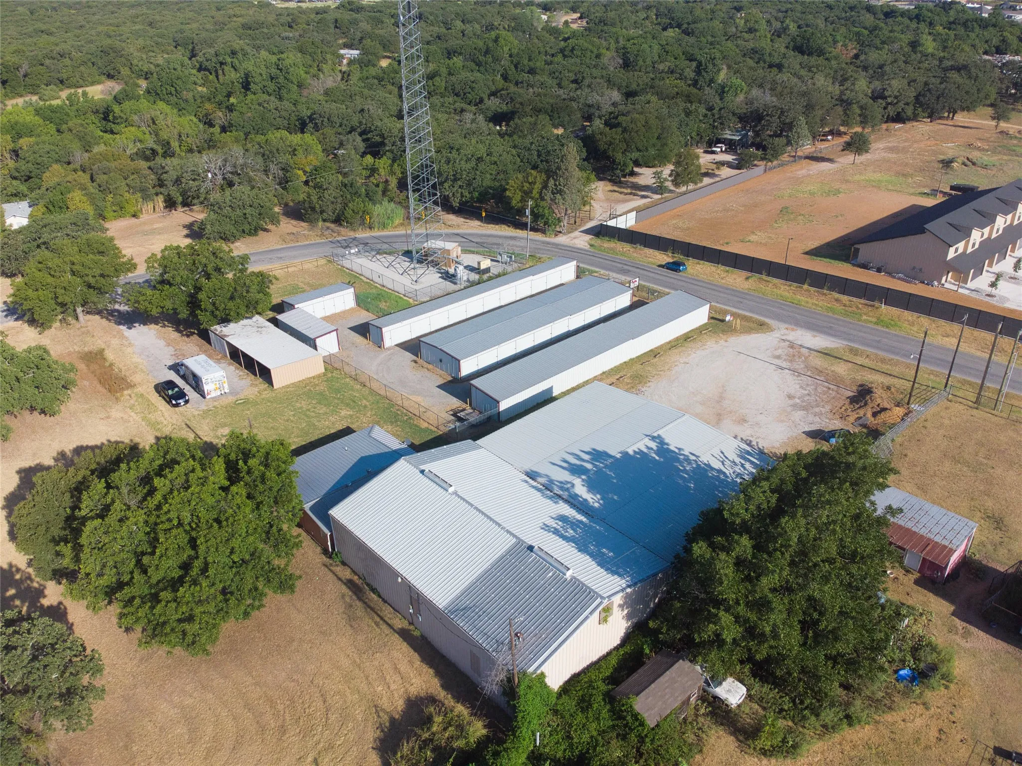 Warehouse For Sale in Parker County , 6612 Midway Road, Springtown, Texas 76082, 0, 0, Garage spaces, 0 Sqft, built in 0, Price $999,900, mls#21367271, Real Estate Agent in Springtown, Homes For Sale in Parker county, Homes For Sale in Springtown, Realtor in Springtown Texas, Real Estate Brokerage Independent Realty Texas, Luminita Cordes Realtor