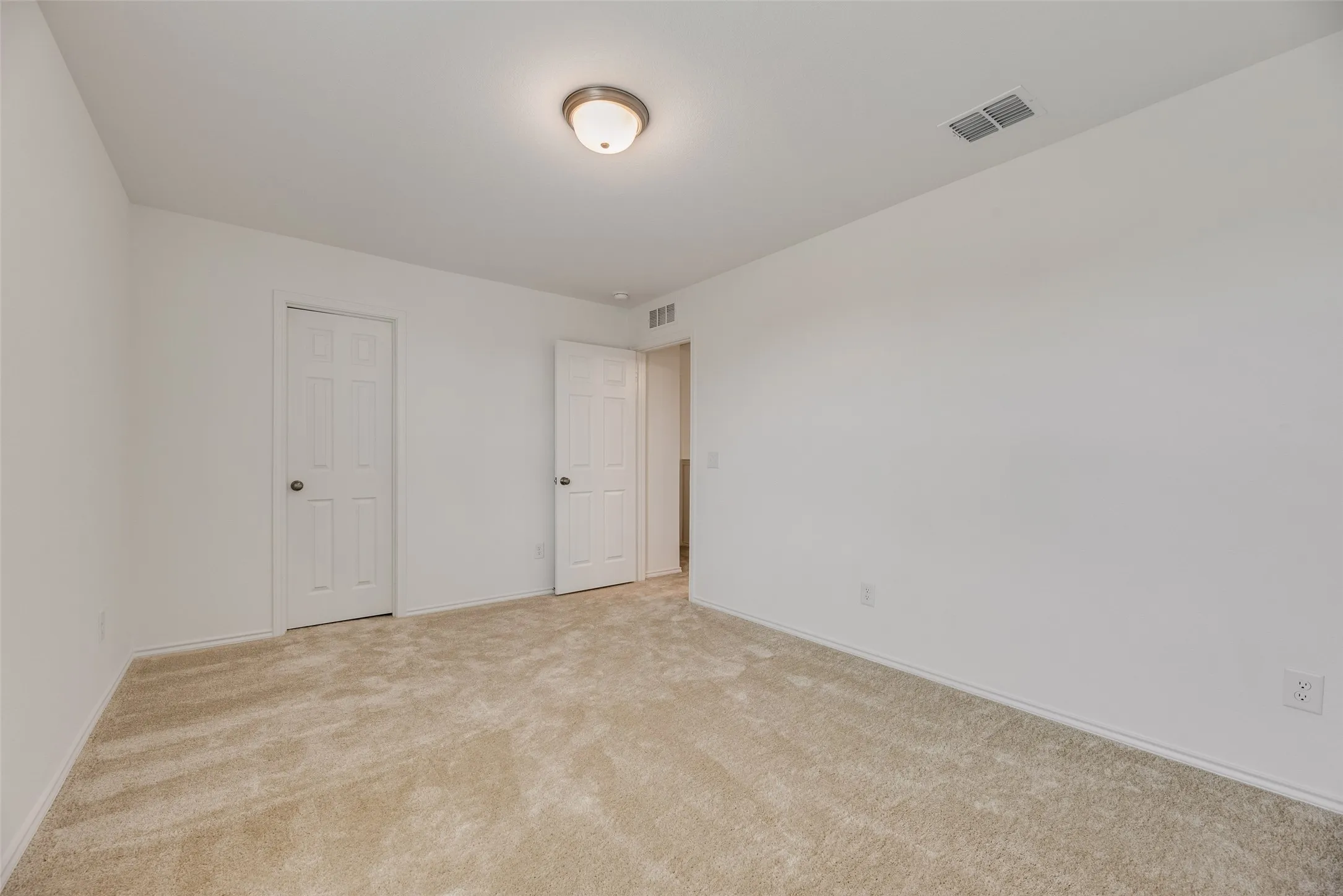 Single Family Residence For Sale in Collin County , 711 Puma Street, Princeton, Texas 75407, 4 Bedroom, 3 Bathroom, 2 Garage spaces, 2,726 Sqft, built in 2024, Price $350,000, mls#21367299, Real Estate Agent in Princeton, Homes For Sale in Collin county, Homes For Sale in Princeton, Realtor in Princeton Texas, Real Estate Brokerage Independent Realty Texas, Luminita Cordes Realtor