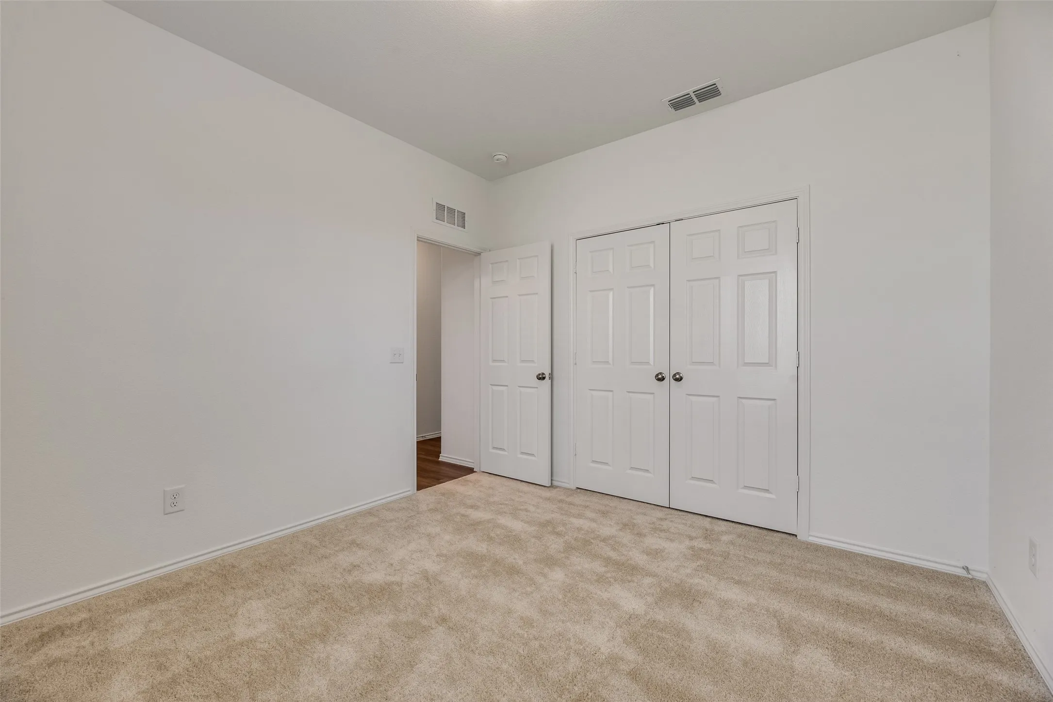 Single Family Residence For Sale in Collin County , 711 Puma Street, Princeton, Texas 75407, 4 Bedroom, 3 Bathroom, 2 Garage spaces, 2,726 Sqft, built in 2024, Price $350,000, mls#21367299, Real Estate Agent in Princeton, Homes For Sale in Collin county, Homes For Sale in Princeton, Realtor in Princeton Texas, Real Estate Brokerage Independent Realty Texas, Luminita Cordes Realtor