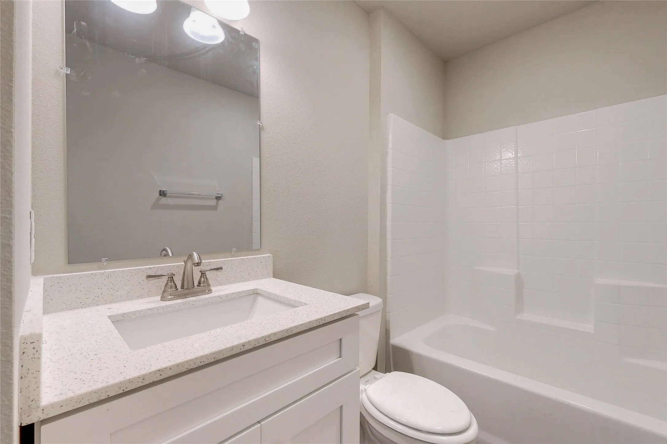 Duplex For Rent in Grayson County , 618 W Sears Street, Denison, Texas 75020, 3 Bedroom, 3 Bathroom, 1 Garage spaces, 1,422 Sqft, built in 2023, mls#21367310, Real Estate Agent in Denison, Homes For Rent in Grayson county, Homes For Rent in Denison, Realtor in Denison Texas, Real Estate Brokerage Independent Realty Texas, Luminita Cordes Realtor