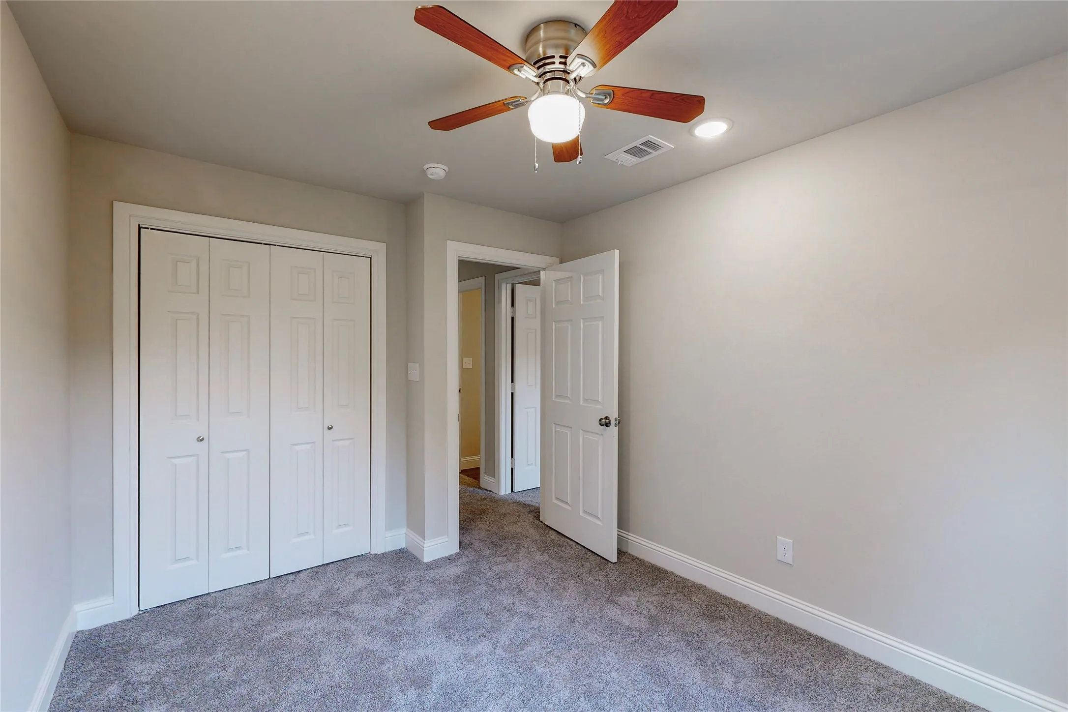 Duplex For Rent in Grayson County , 618 W Sears Street, Denison, Texas 75020, 3 Bedroom, 3 Bathroom, 1 Garage spaces, 1,422 Sqft, built in 2023, mls#21367310, Real Estate Agent in Denison, Homes For Rent in Grayson county, Homes For Rent in Denison, Realtor in Denison Texas, Real Estate Brokerage Independent Realty Texas, Luminita Cordes Realtor