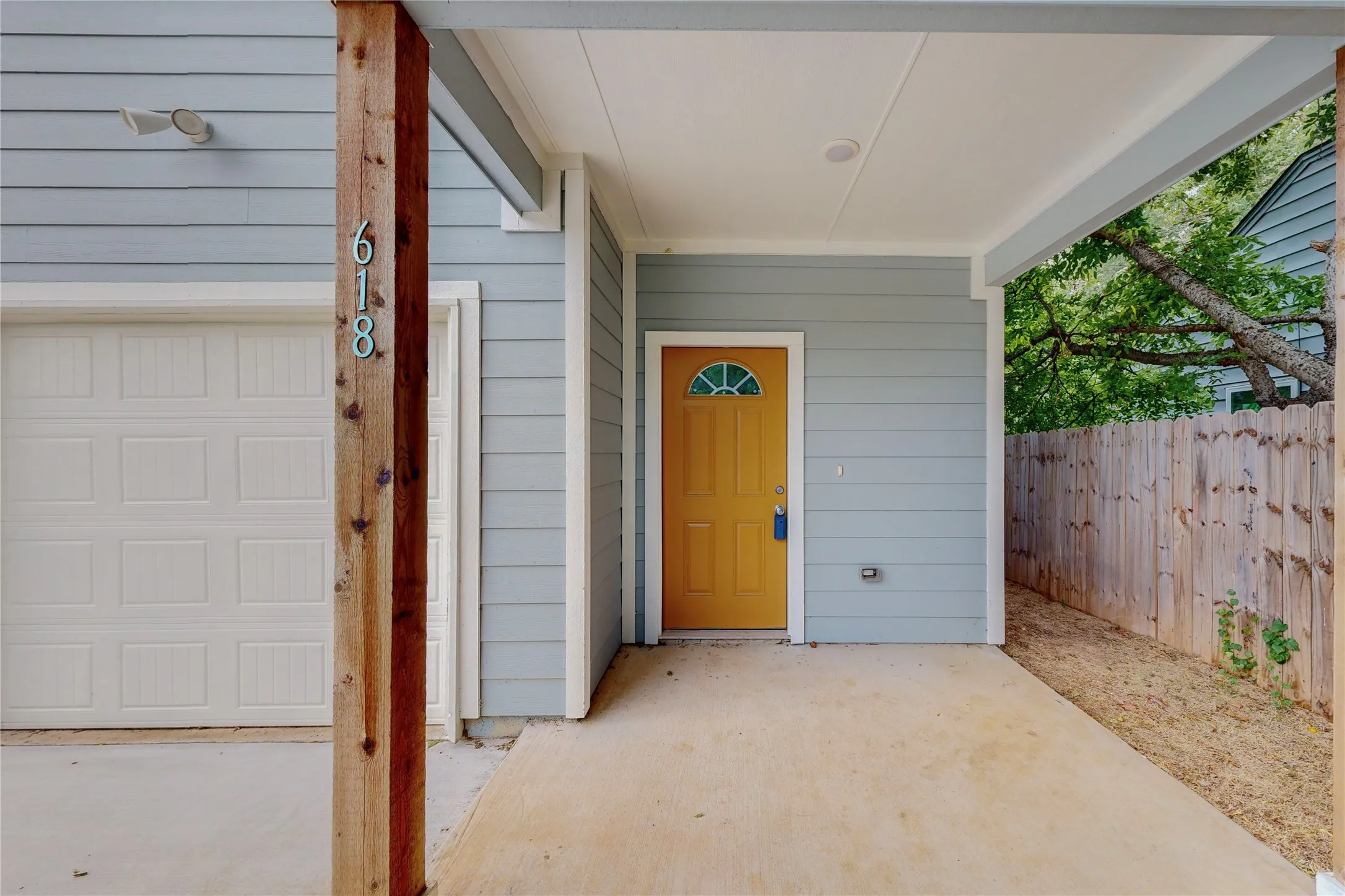 Duplex For Rent in Grayson County , 618 W Sears Street, Denison, Texas 75020, 3 Bedroom, 3 Bathroom, 1 Garage spaces, 1,422 Sqft, built in 2023, mls#21367310, Real Estate Agent in Denison, Homes For Rent in Grayson county, Homes For Rent in Denison, Realtor in Denison Texas, Real Estate Brokerage Independent Realty Texas, Luminita Cordes Realtor