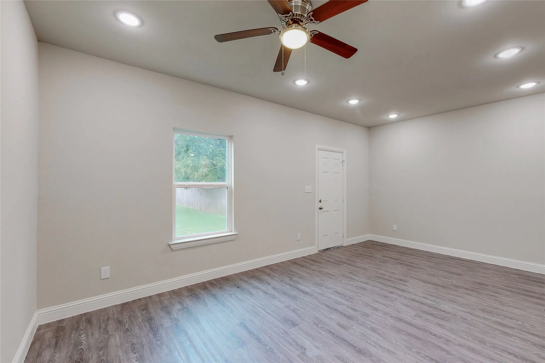 Duplex For Rent in Grayson County , 618 W Sears Street, Denison, Texas 75020, 3 Bedroom, 3 Bathroom, 1 Garage spaces, 1,422 Sqft, built in 2023, mls#21367310, Real Estate Agent in Denison, Homes For Rent in Grayson county, Homes For Rent in Denison, Realtor in Denison Texas, Real Estate Brokerage Independent Realty Texas, Luminita Cordes Realtor