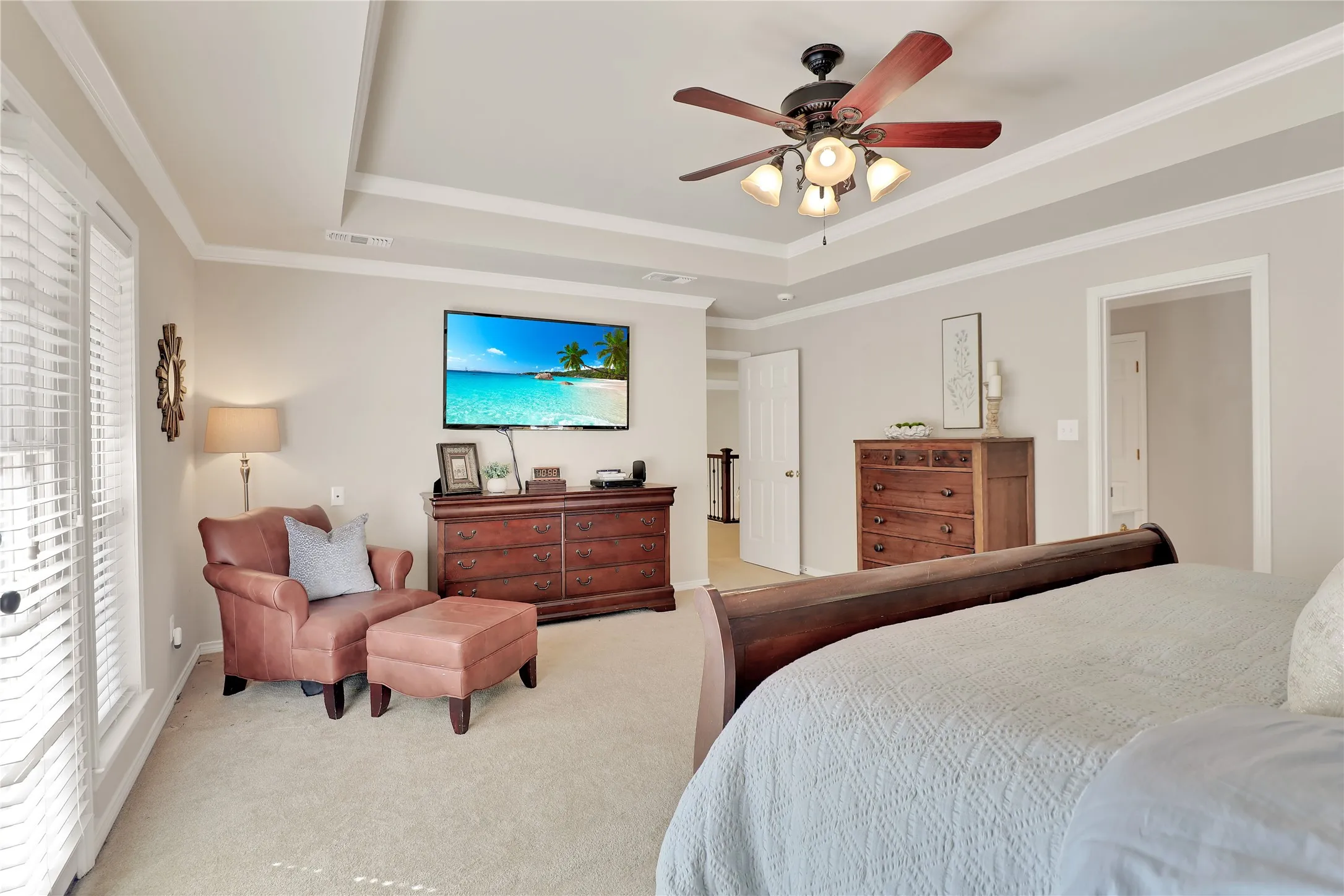 Single Family Residence For Sale in Collin County , 1814 Lakeshore Court, Mc Kinney, Texas 75072, 4 Bedroom, 4 Bathroom, 2 Garage spaces, 4,155 Sqft, built in 1986, mls#21360381, Real Estate Agent in Mc Kinney, Homes For Sale in Collin county, Homes For Sale in Mc Kinney, Realtor in Mc Kinney Texas, Real Estate Brokerage Independent Realty Texas, Luminita Cordes Realtor
