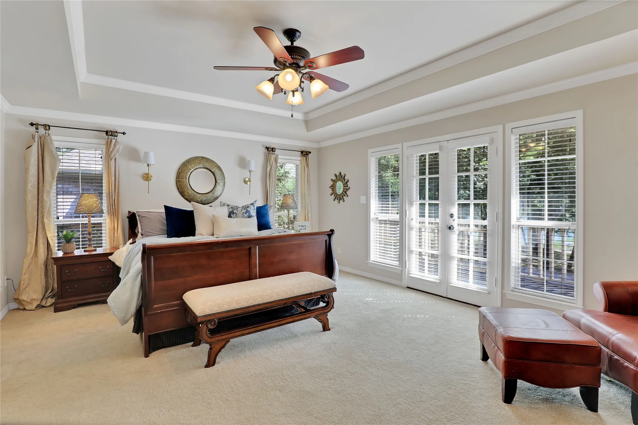 Single Family Residence For Sale in Collin County , 1814 Lakeshore Court, Mc Kinney, Texas 75072, 4 Bedroom, 4 Bathroom, 2 Garage spaces, 4,155 Sqft, built in 1986, mls#21360381, Real Estate Agent in Mc Kinney, Homes For Sale in Collin county, Homes For Sale in Mc Kinney, Realtor in Mc Kinney Texas, Real Estate Brokerage Independent Realty Texas, Luminita Cordes Realtor
