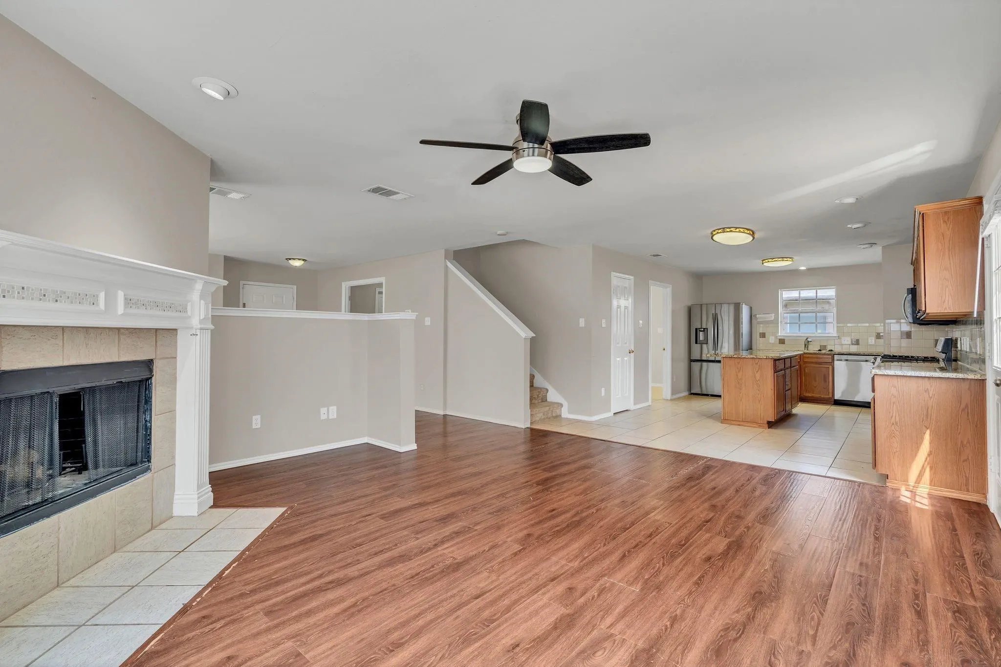 Single Family Residence For Sale in Collin County , 12441 Peak Circle, Frisco, Texas 75035, 4 Bedroom, 3 Bathroom, 2 Garage spaces, 2,434 Sqft, built in 2005, mls#21367232, Real Estate Agent in Frisco, Homes For Sale in Collin county, Homes For Sale in Frisco, Realtor in Frisco Texas, Real Estate Brokerage Independent Realty Texas, Luminita Cordes Realtor