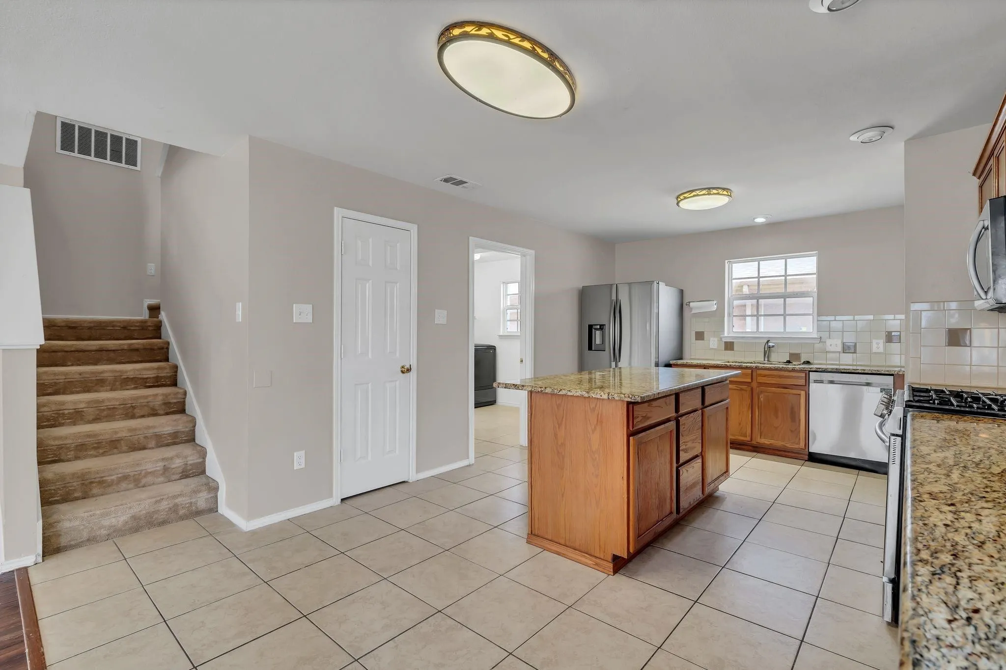 Single Family Residence For Sale in Collin County , 12441 Peak Circle, Frisco, Texas 75035, 4 Bedroom, 3 Bathroom, 2 Garage spaces, 2,434 Sqft, built in 2005, mls#21367232, Real Estate Agent in Frisco, Homes For Sale in Collin county, Homes For Sale in Frisco, Realtor in Frisco Texas, Real Estate Brokerage Independent Realty Texas, Luminita Cordes Realtor