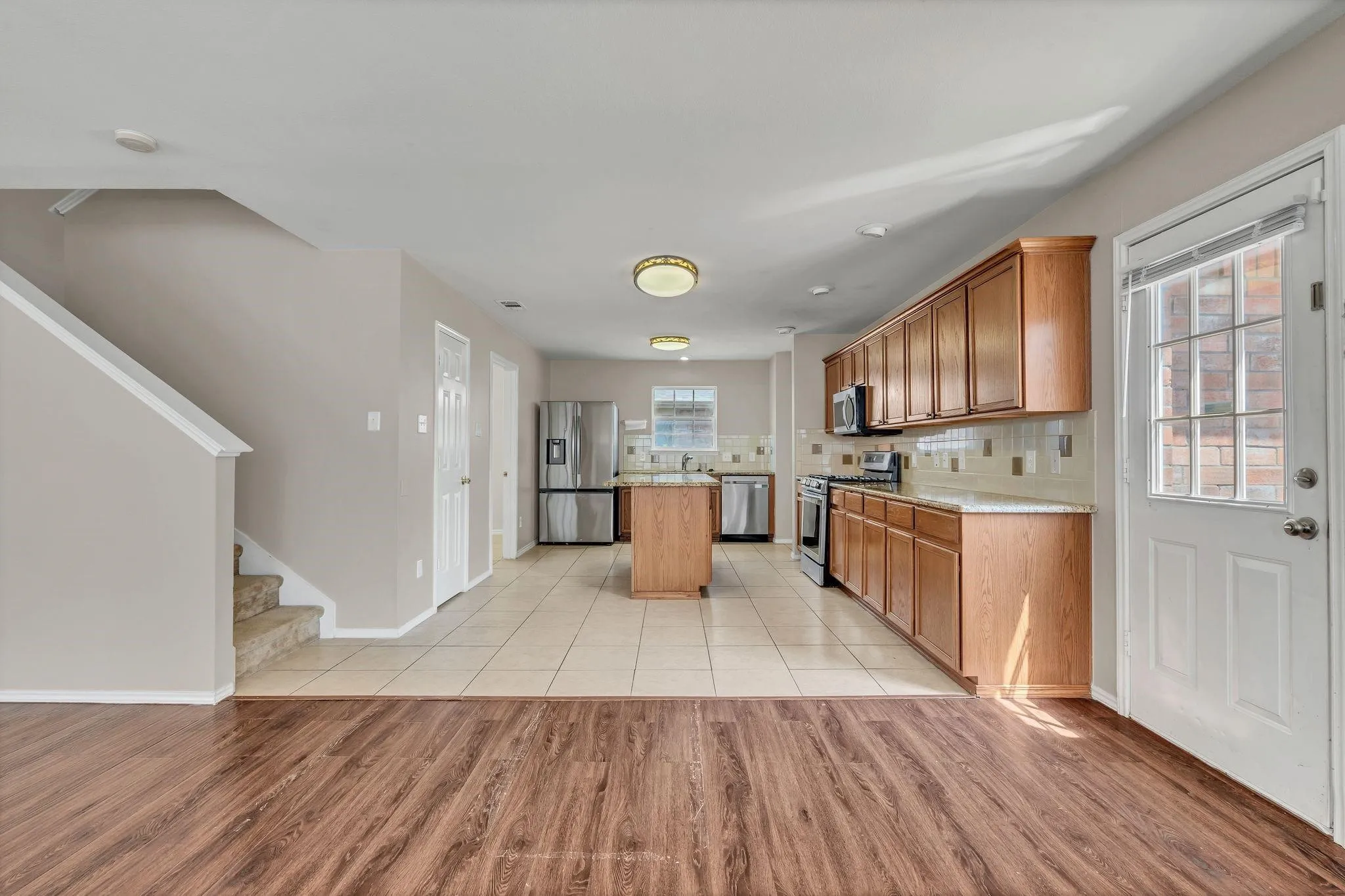 Single Family Residence For Sale in Collin County , 12441 Peak Circle, Frisco, Texas 75035, 4 Bedroom, 3 Bathroom, 2 Garage spaces, 2,434 Sqft, built in 2005, mls#21367232, Real Estate Agent in Frisco, Homes For Sale in Collin county, Homes For Sale in Frisco, Realtor in Frisco Texas, Real Estate Brokerage Independent Realty Texas, Luminita Cordes Realtor