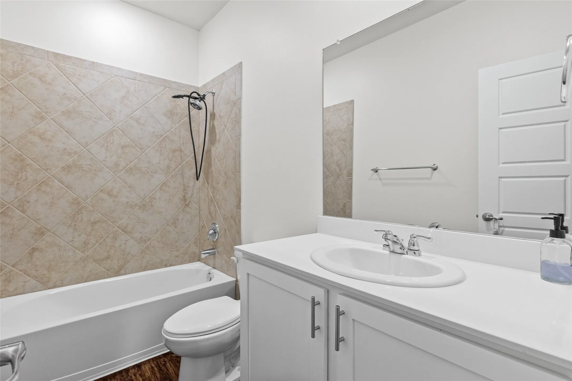 Single Family Residence For Sale in Hunt County , 228 Sunny Corner Road, Royse City, Texas 75189, 4 Bedroom, 2 Bathroom, 2 Garage spaces, 2,046 Sqft, built in 2018, mls#21366936, Real Estate Agent in Royse City, Homes For Sale in Hunt county, Homes For Sale in Royse City, Realtor in Royse City Texas, Real Estate Brokerage Independent Realty Texas, Luminita Cordes Realtor
