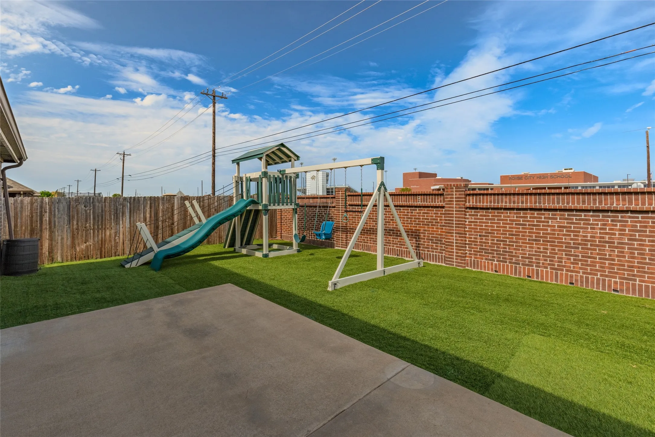 Single Family Residence For Sale in Hunt County , 228 Sunny Corner Road, Royse City, Texas 75189, 4 Bedroom, 2 Bathroom, 2 Garage spaces, 2,046 Sqft, built in 2018, mls#21366936, Real Estate Agent in Royse City, Homes For Sale in Hunt county, Homes For Sale in Royse City, Realtor in Royse City Texas, Real Estate Brokerage Independent Realty Texas, Luminita Cordes Realtor