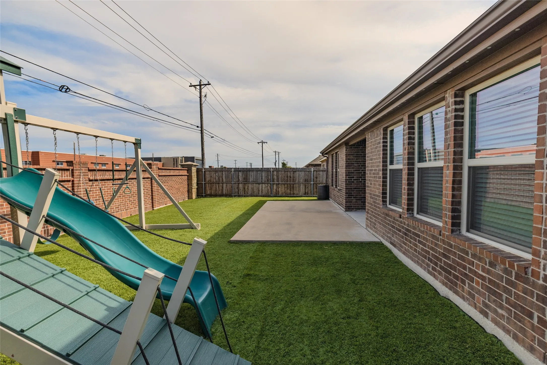 Single Family Residence For Sale in Hunt County , 228 Sunny Corner Road, Royse City, Texas 75189, 4 Bedroom, 2 Bathroom, 2 Garage spaces, 2,046 Sqft, built in 2018, mls#21366936, Real Estate Agent in Royse City, Homes For Sale in Hunt county, Homes For Sale in Royse City, Realtor in Royse City Texas, Real Estate Brokerage Independent Realty Texas, Luminita Cordes Realtor
