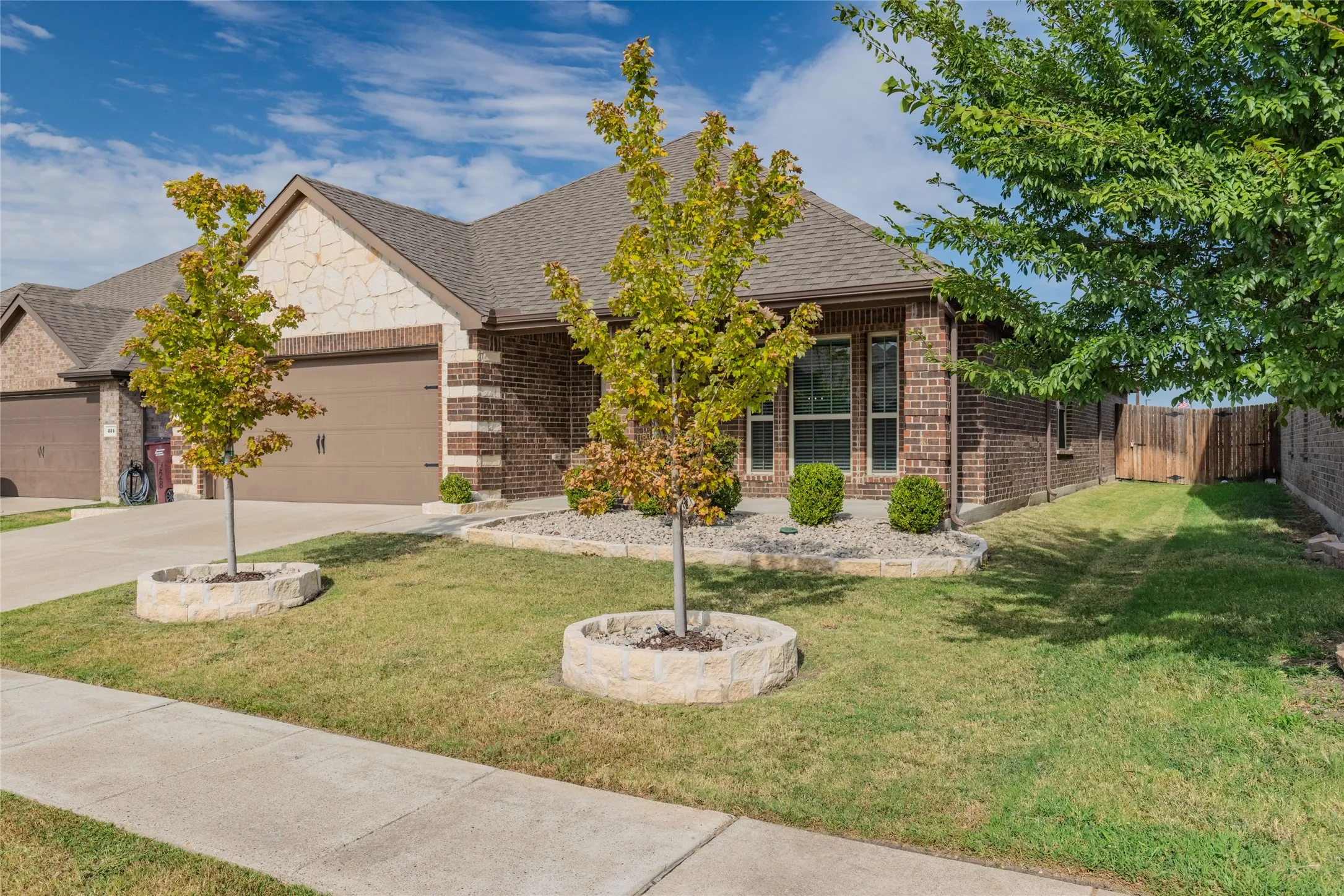 Single Family Residence For Sale in Hunt County , 228 Sunny Corner Road, Royse City, Texas 75189, 4 Bedroom, 2 Bathroom, 2 Garage spaces, 2,046 Sqft, built in 2018, mls#21366936, Real Estate Agent in Royse City, Homes For Sale in Hunt county, Homes For Sale in Royse City, Realtor in Royse City Texas, Real Estate Brokerage Independent Realty Texas, Luminita Cordes Realtor