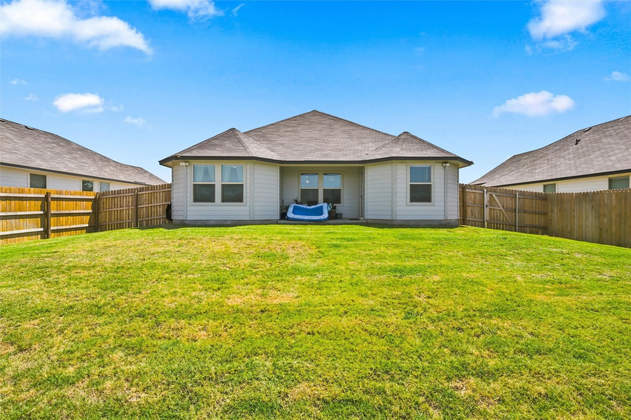 Single Family Residence For Sale in Mc Lennan County , 5737 Foggy Lagoon Drive, Waco, Texas 76708, 3 Bedroom, 2 Bathroom, 2 Garage spaces, 1,544 Sqft, built in 2025, Price $319,500, mls#21367316, Real Estate Agent in Waco, Homes For Sale in Mc Lennan county, Homes For Sale in Waco, Realtor in Waco Texas, Real Estate Brokerage Independent Realty Texas, Luminita Cordes Realtor