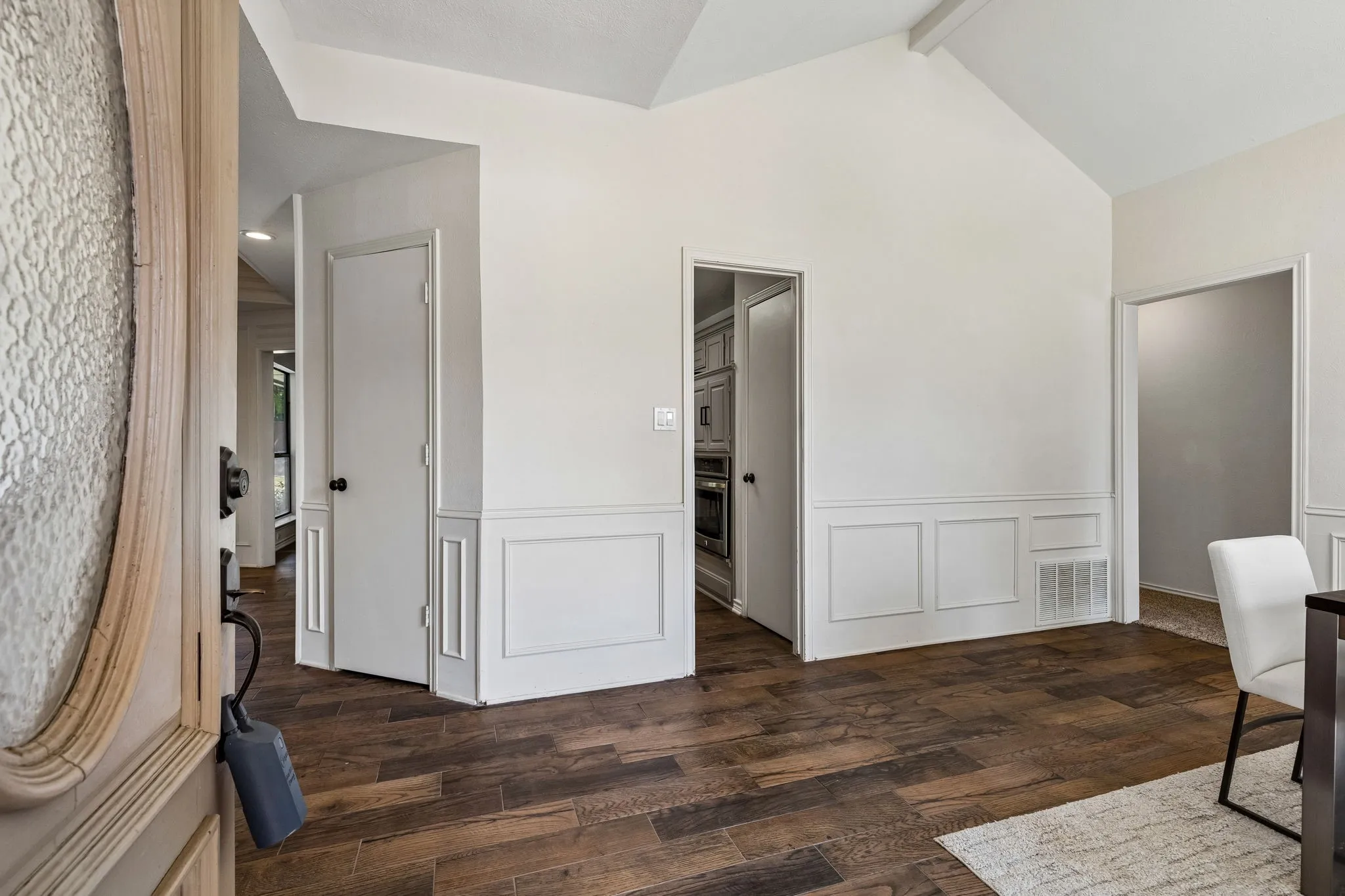 Single Family Residence For Sale in Collin County , 1015 Sandy Creek Drive, Allen, Texas 75002, 4 Bedroom, 3 Bathroom, 2 Garage spaces, 2,220 Sqft, built in 1987, mls#21367126, Real Estate Agent in Allen, Homes For Sale in Collin county, Homes For Sale in Allen, Realtor in Allen Texas, Real Estate Brokerage Independent Realty Texas, Luminita Cordes Realtor