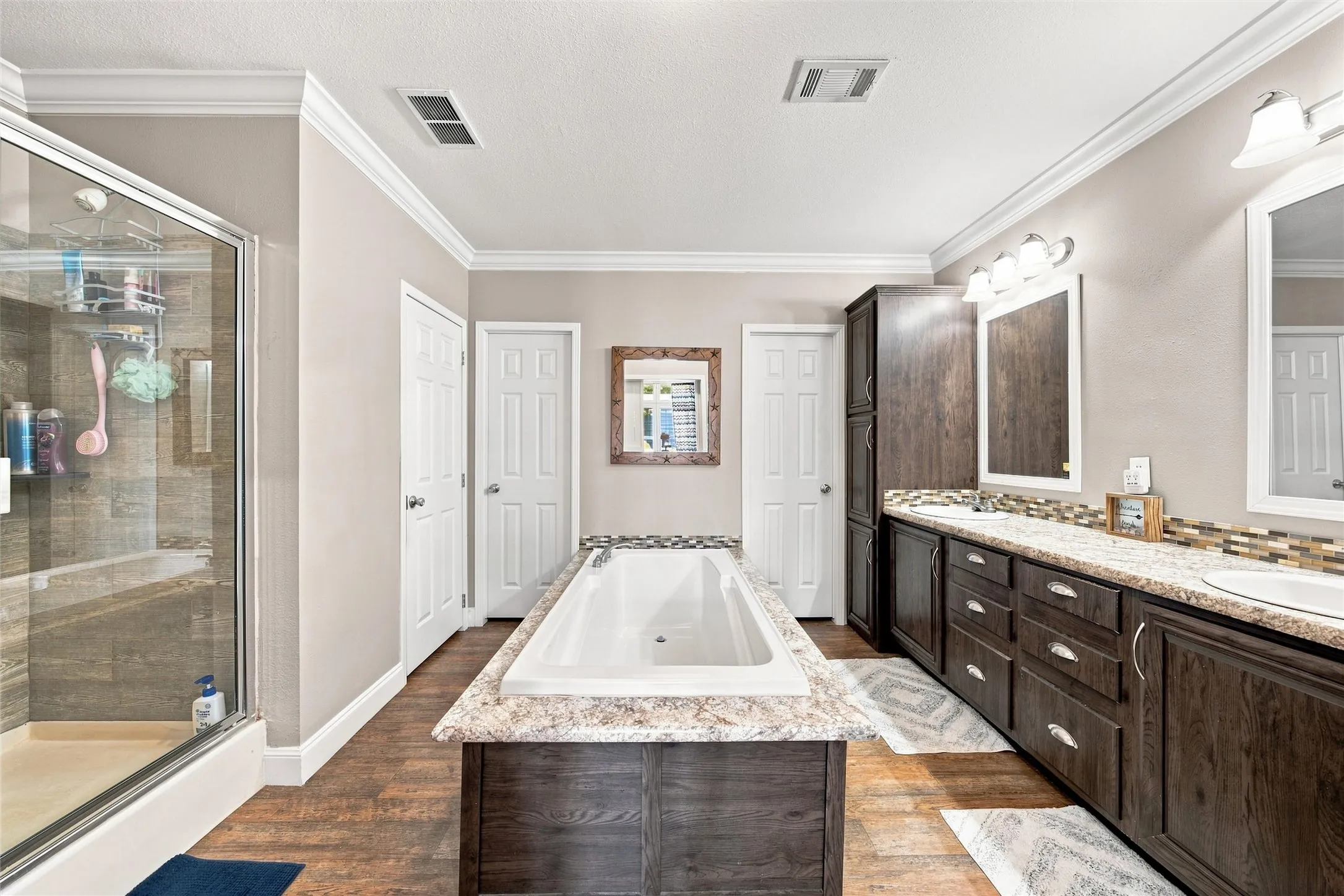 Mobile Home For Sale in Robertson County , 7270 FM 2954, Bremond, Texas 76629, 3 Bedroom, 2 Bathroom, Garage spaces, 1,788 Sqft, built in 2015, mls#21367321, Real Estate Agent in Bremond, Homes For Sale in Robertson county, Homes For Sale in Bremond, Realtor in Bremond Texas, Real Estate Brokerage Independent Realty Texas, Luminita Cordes Realtor