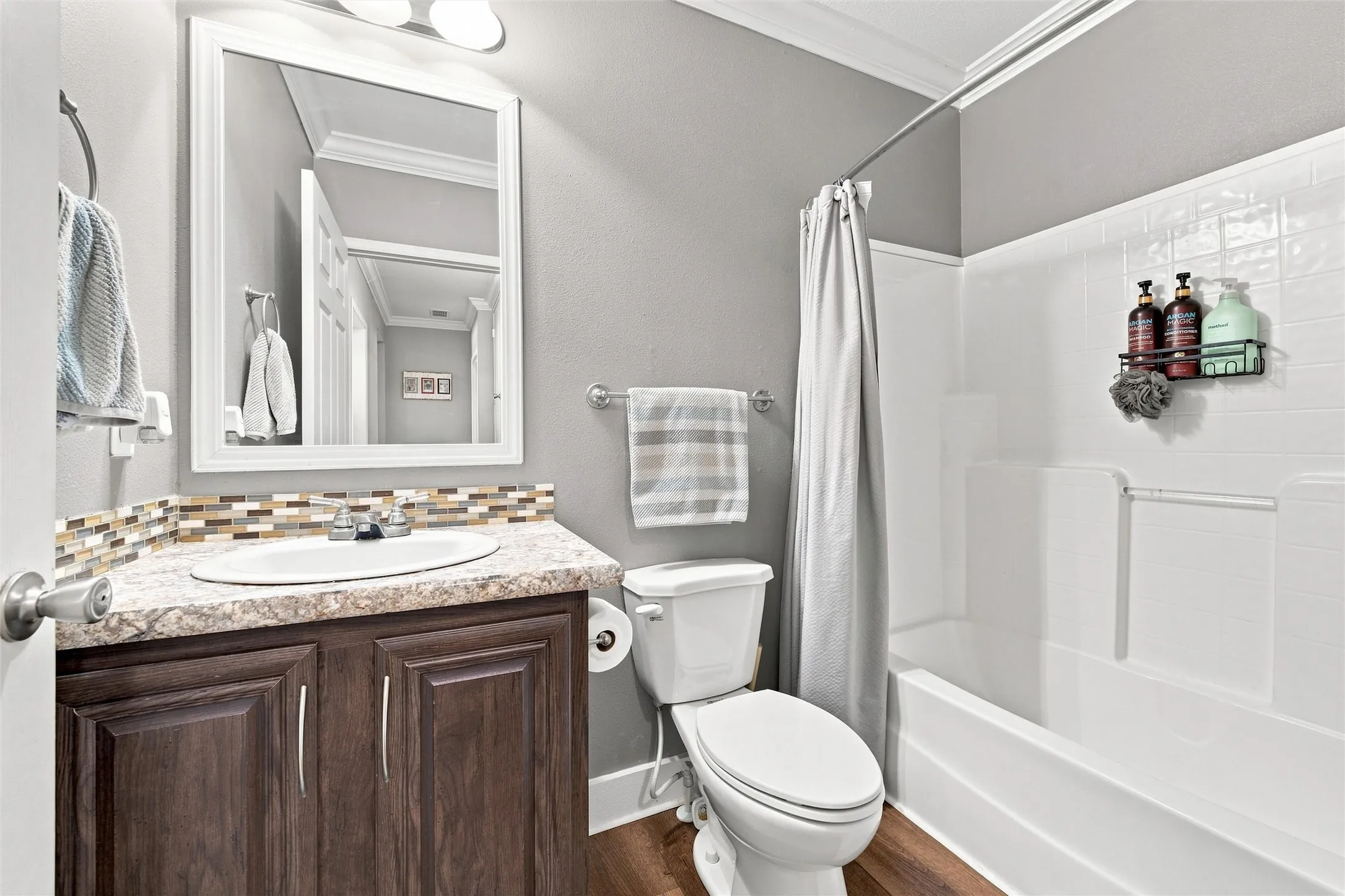 Mobile Home For Sale in Robertson County , 7270 FM 2954, Bremond, Texas 76629, 3 Bedroom, 2 Bathroom, Garage spaces, 1,788 Sqft, built in 2015, mls#21367321, Real Estate Agent in Bremond, Homes For Sale in Robertson county, Homes For Sale in Bremond, Realtor in Bremond Texas, Real Estate Brokerage Independent Realty Texas, Luminita Cordes Realtor