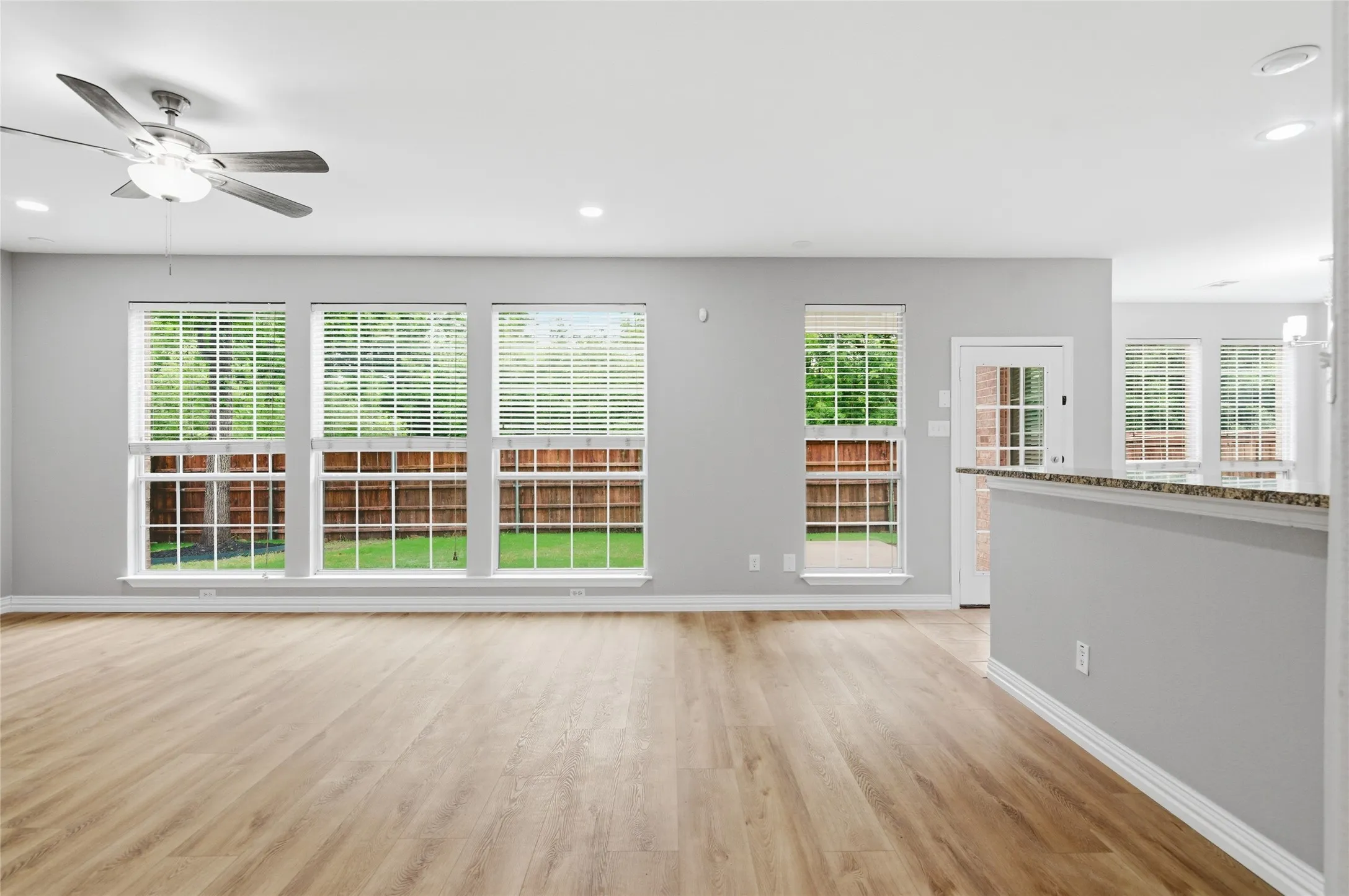 Single Family Residence For Rent in Denton County , 1411 Golf Club Drive, Lantana, Texas 76226, 4 Bedroom, 4 Bathroom, 2 Garage spaces, 2,611 Sqft, built in 2005, mls#21366926, Real Estate Agent in Lantana, Homes For Rent in Denton county, Homes For Rent in Lantana, Realtor in Lantana Texas, Real Estate Brokerage Independent Realty Texas, Luminita Cordes Realtor