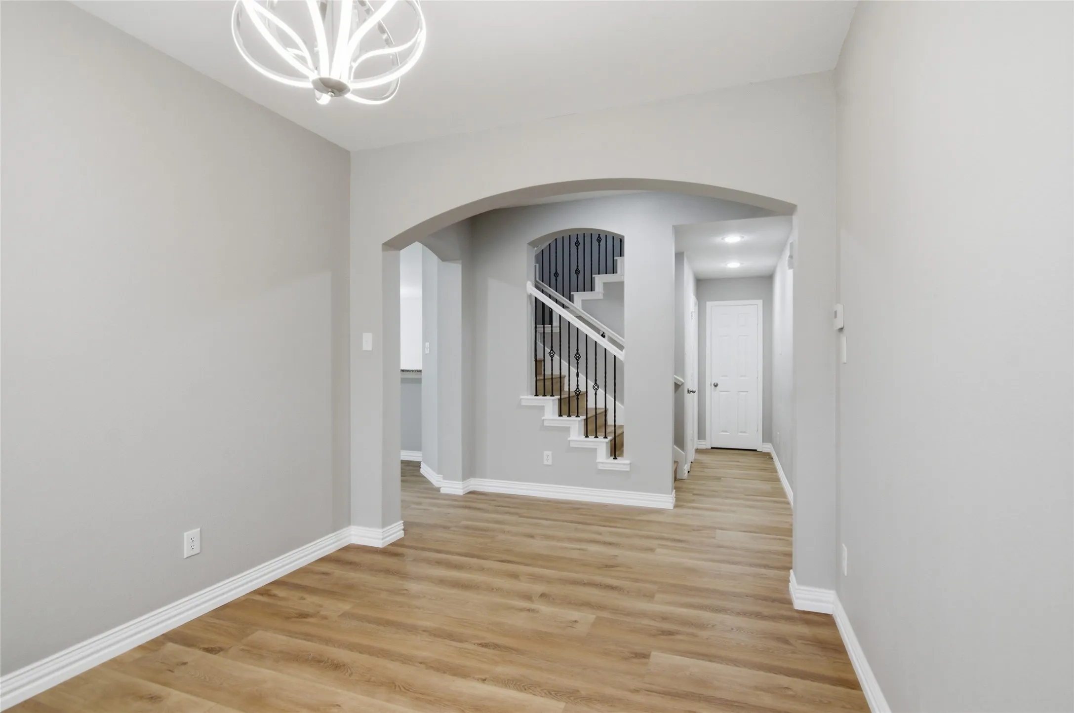 Single Family Residence For Rent in Denton County , 1411 Golf Club Drive, Lantana, Texas 76226, 4 Bedroom, 4 Bathroom, 2 Garage spaces, 2,611 Sqft, built in 2005, mls#21366926, Real Estate Agent in Lantana, Homes For Rent in Denton county, Homes For Rent in Lantana, Realtor in Lantana Texas, Real Estate Brokerage Independent Realty Texas, Luminita Cordes Realtor