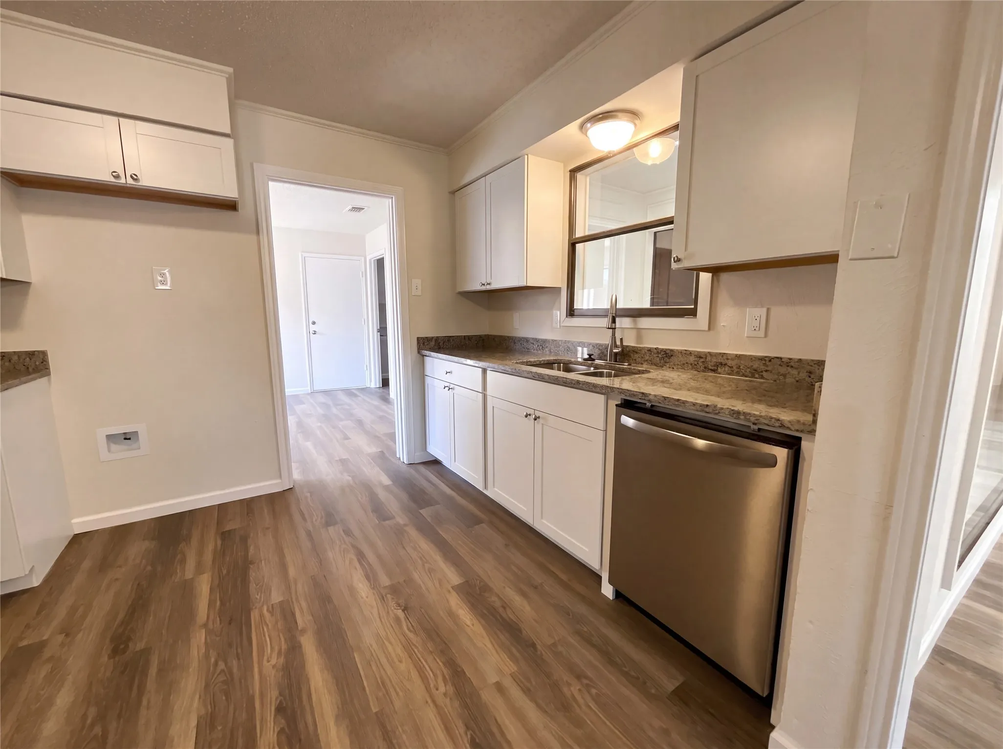 Single Family Residence For Sale in Kaufman County , 305 Rash Lane, Terrell, Texas 75160, 3 Bedroom, 3 Bathroom, 2 Garage spaces, 2,489 Sqft, built in 1995, mls#21365941, Real Estate Agent in Terrell, Homes For Sale in Kaufman county, Homes For Sale in Terrell, Realtor in Terrell Texas, Real Estate Brokerage Independent Realty Texas, Luminita Cordes Realtor