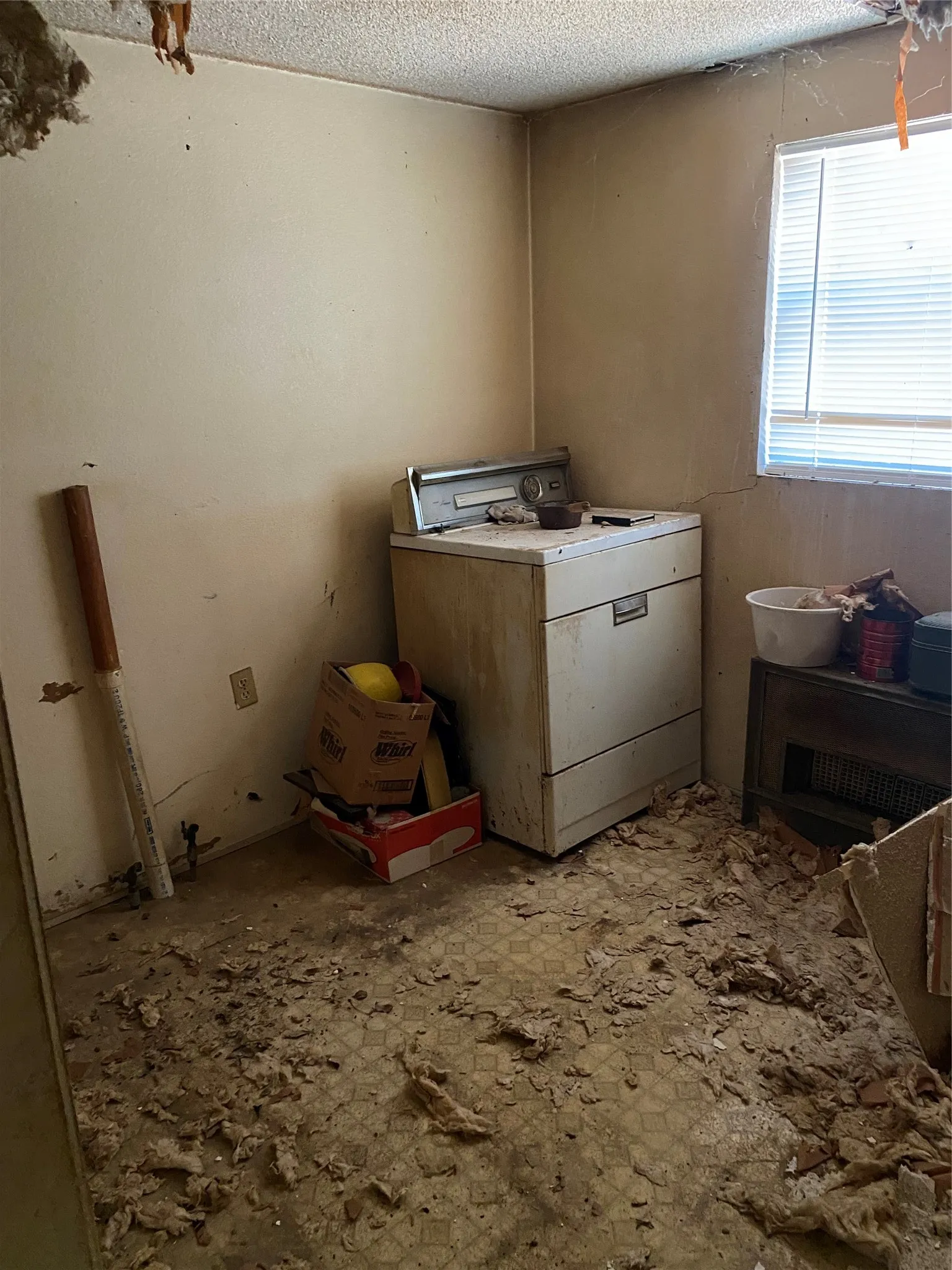 Single Family Residence For Sale in Coleman County , 1411 S Frio Street, Coleman, Texas 76834, 2 Bedroom, 1 Bathroom, Garage spaces, 720 Sqft, built in 1980, mls#21366064, Real Estate Agent in Coleman, Homes For Sale in Coleman county, Homes For Sale in Coleman, Realtor in Coleman Texas, Real Estate Brokerage Independent Realty Texas, Luminita Cordes Realtor