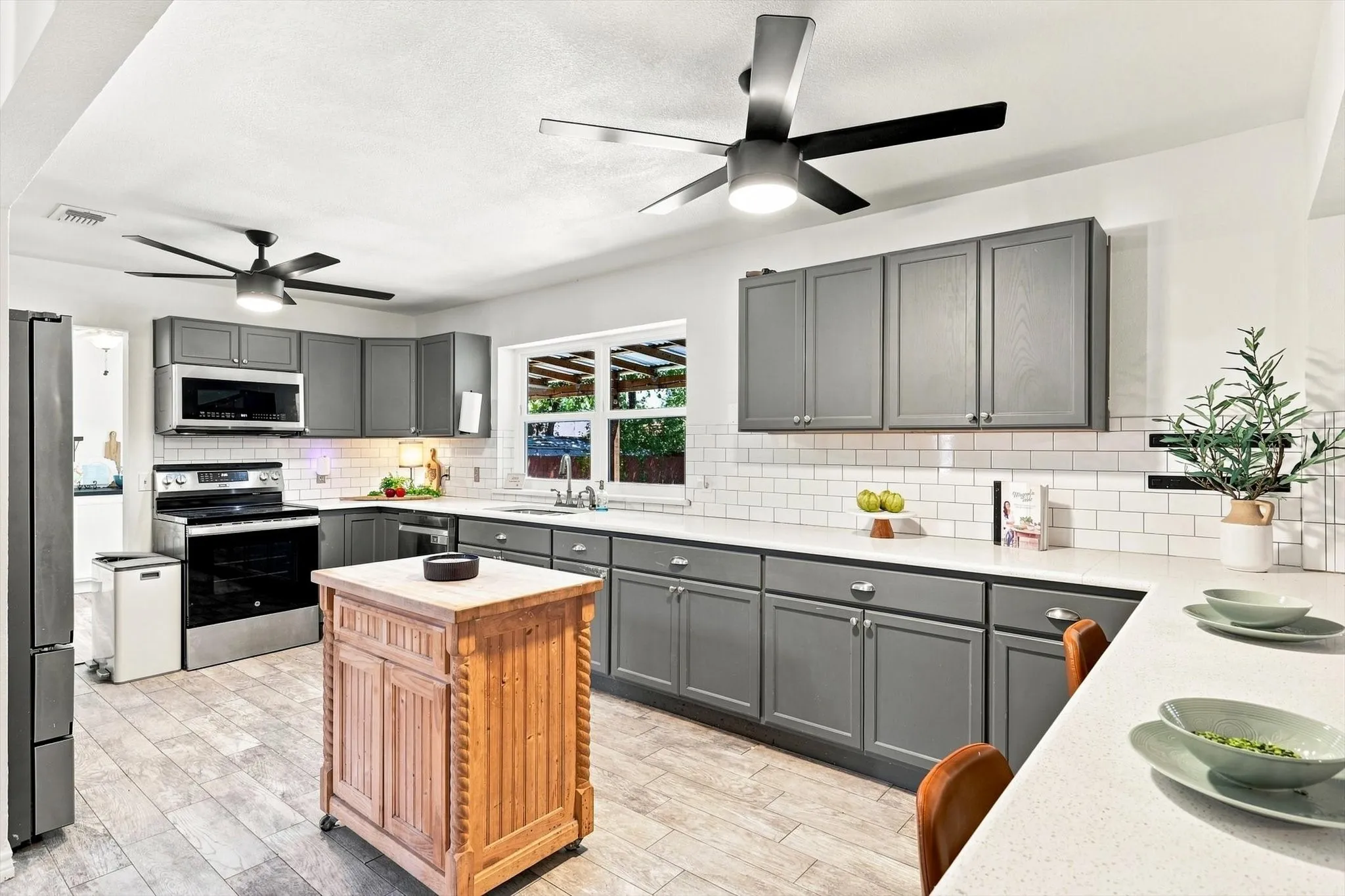 This Updated Kitchen has been done just the way you loike it!  Huge and Pretty!