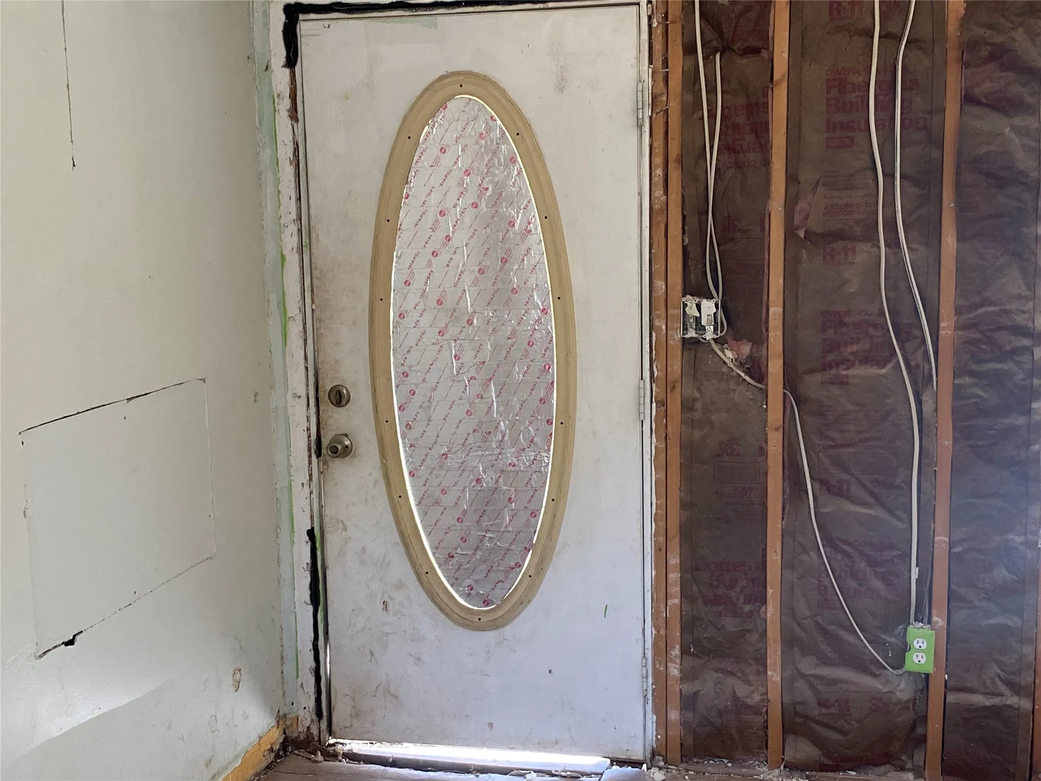 Single Family Residence For Sale in Coleman County , 1415 Mountain Street, Coleman, Texas 76834, 3 Bedroom, 2 Bathroom, Garage spaces, 1,260 Sqft, built in 1960, mls#21366039, Real Estate Agent in Coleman, Homes For Sale in Coleman county, Homes For Sale in Coleman, Realtor in Coleman Texas, Real Estate Brokerage Independent Realty Texas, Luminita Cordes Realtor