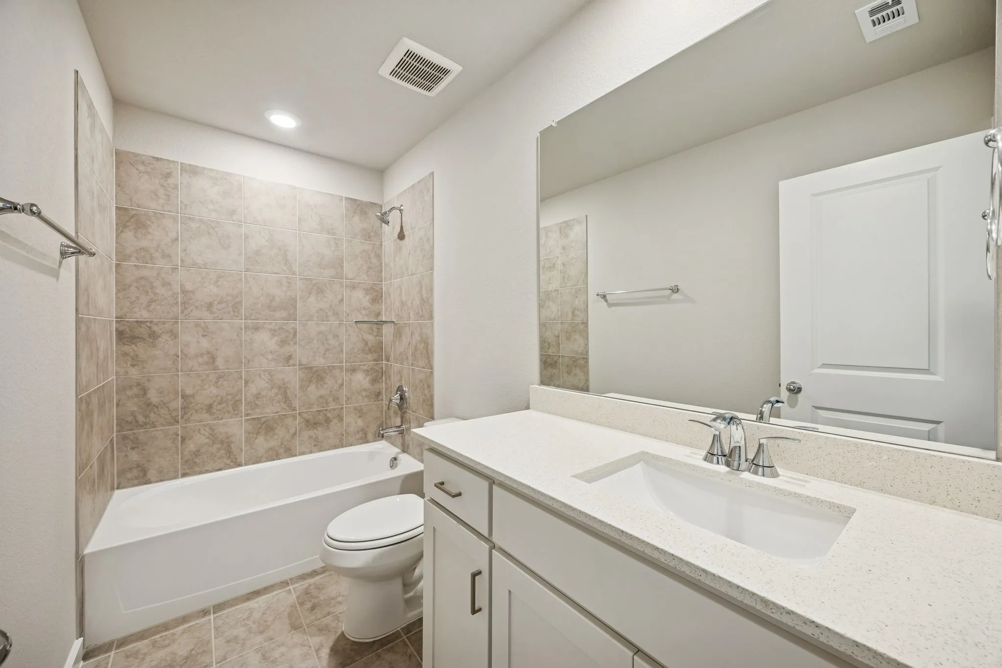 Single Family Residence For Sale in Kaufman County , 1533 Oakdale Drive, Kaufman, Texas 75142, 4 Bedroom, 2 Bathroom, 2 Garage spaces, 1,854 Sqft, built in 2026, mls#21367330, Real Estate Agent in Kaufman, Homes For Sale in Kaufman county, Homes For Sale in Kaufman, Realtor in Kaufman Texas, Real Estate Brokerage Independent Realty Texas, Luminita Cordes Realtor