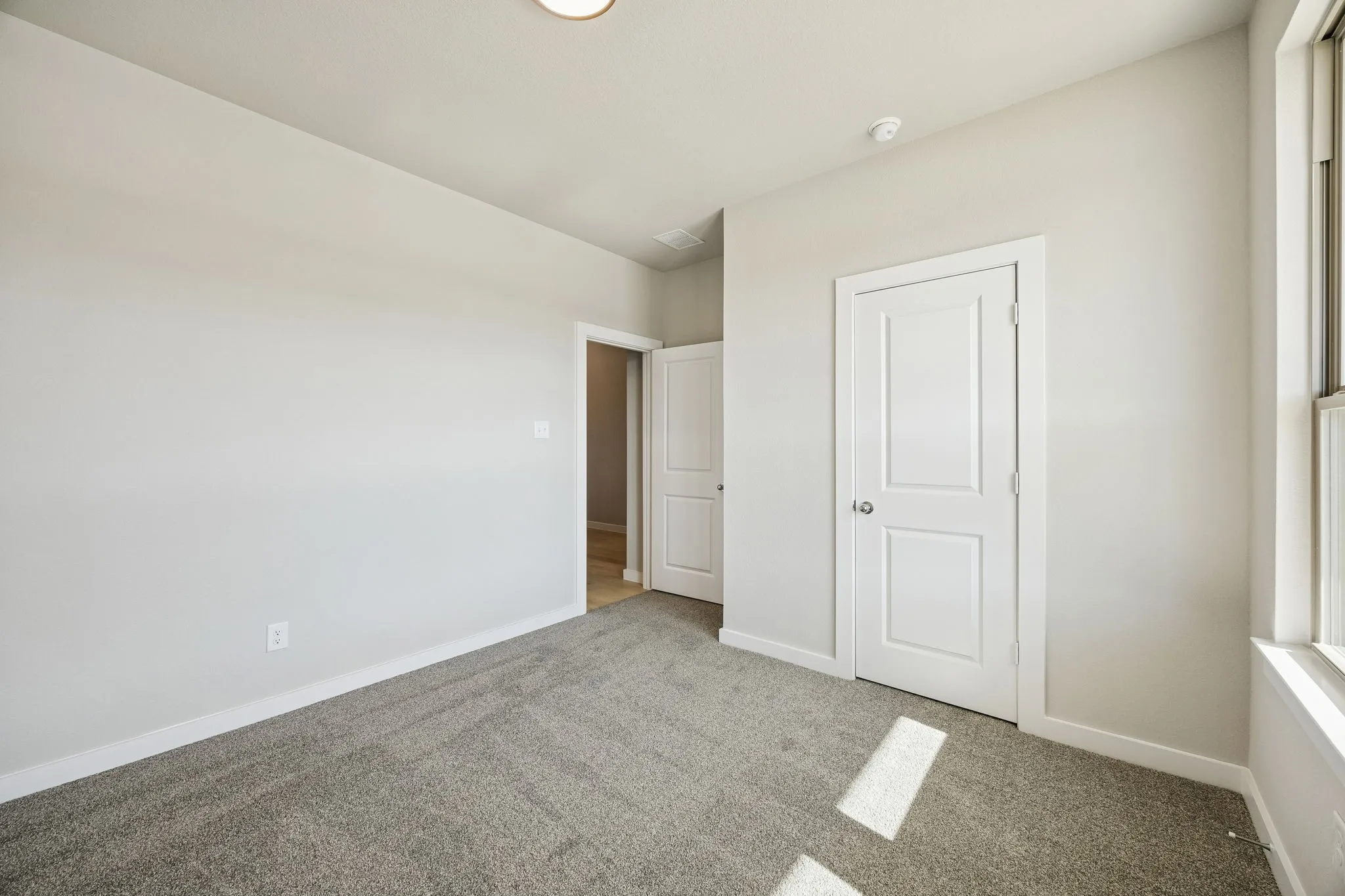 Single Family Residence For Sale in Kaufman County , 1533 Oakdale Drive, Kaufman, Texas 75142, 4 Bedroom, 2 Bathroom, 2 Garage spaces, 1,854 Sqft, built in 2026, mls#21367330, Real Estate Agent in Kaufman, Homes For Sale in Kaufman county, Homes For Sale in Kaufman, Realtor in Kaufman Texas, Real Estate Brokerage Independent Realty Texas, Luminita Cordes Realtor