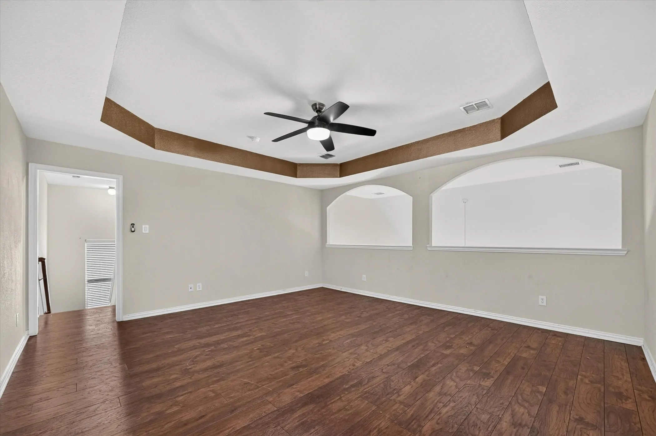Single Family Residence For Sale in Collin County , 4433 Sanderosa Lane, Richardson, Texas 75082, 5 Bedroom, 4 Bathroom, 3 Garage spaces, 4,084 Sqft, built in 2004, mls#21367322, Real Estate Agent in Richardson, Homes For Sale in Collin county, Homes For Sale in Richardson, Realtor in Richardson Texas, Real Estate Brokerage Independent Realty Texas, Luminita Cordes Realtor