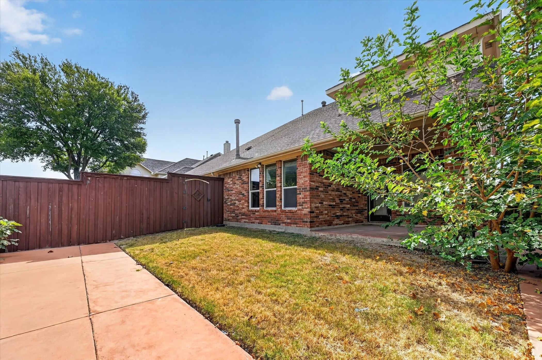 Single Family Residence For Sale in Collin County , 4433 Sanderosa Lane, Richardson, Texas 75082, 5 Bedroom, 4 Bathroom, 3 Garage spaces, 4,084 Sqft, built in 2004, mls#21367322, Real Estate Agent in Richardson, Homes For Sale in Collin county, Homes For Sale in Richardson, Realtor in Richardson Texas, Real Estate Brokerage Independent Realty Texas, Luminita Cordes Realtor