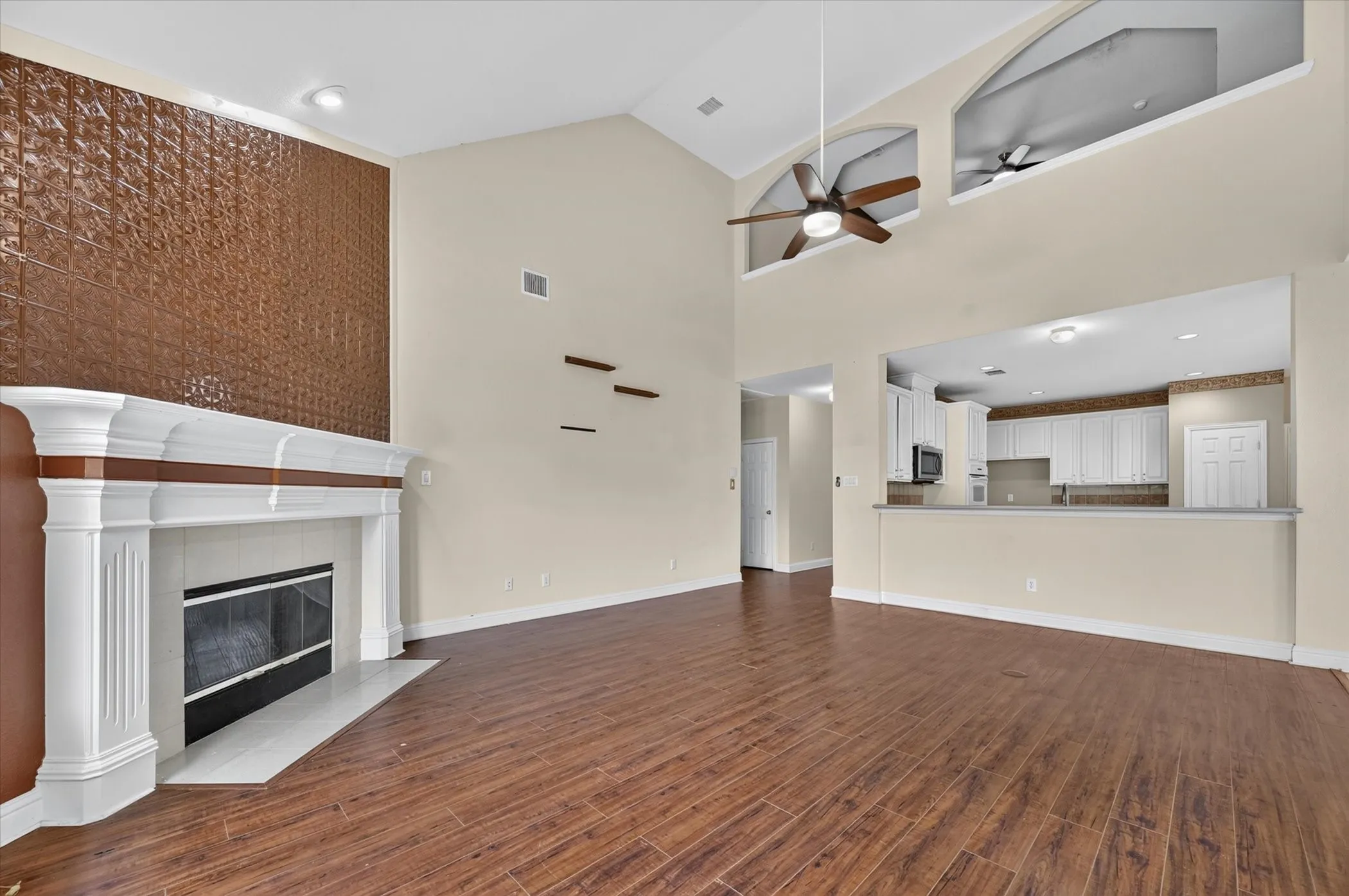 Single Family Residence For Sale in Collin County , 4433 Sanderosa Lane, Richardson, Texas 75082, 5 Bedroom, 4 Bathroom, 3 Garage spaces, 4,084 Sqft, built in 2004, mls#21367322, Real Estate Agent in Richardson, Homes For Sale in Collin county, Homes For Sale in Richardson, Realtor in Richardson Texas, Real Estate Brokerage Independent Realty Texas, Luminita Cordes Realtor