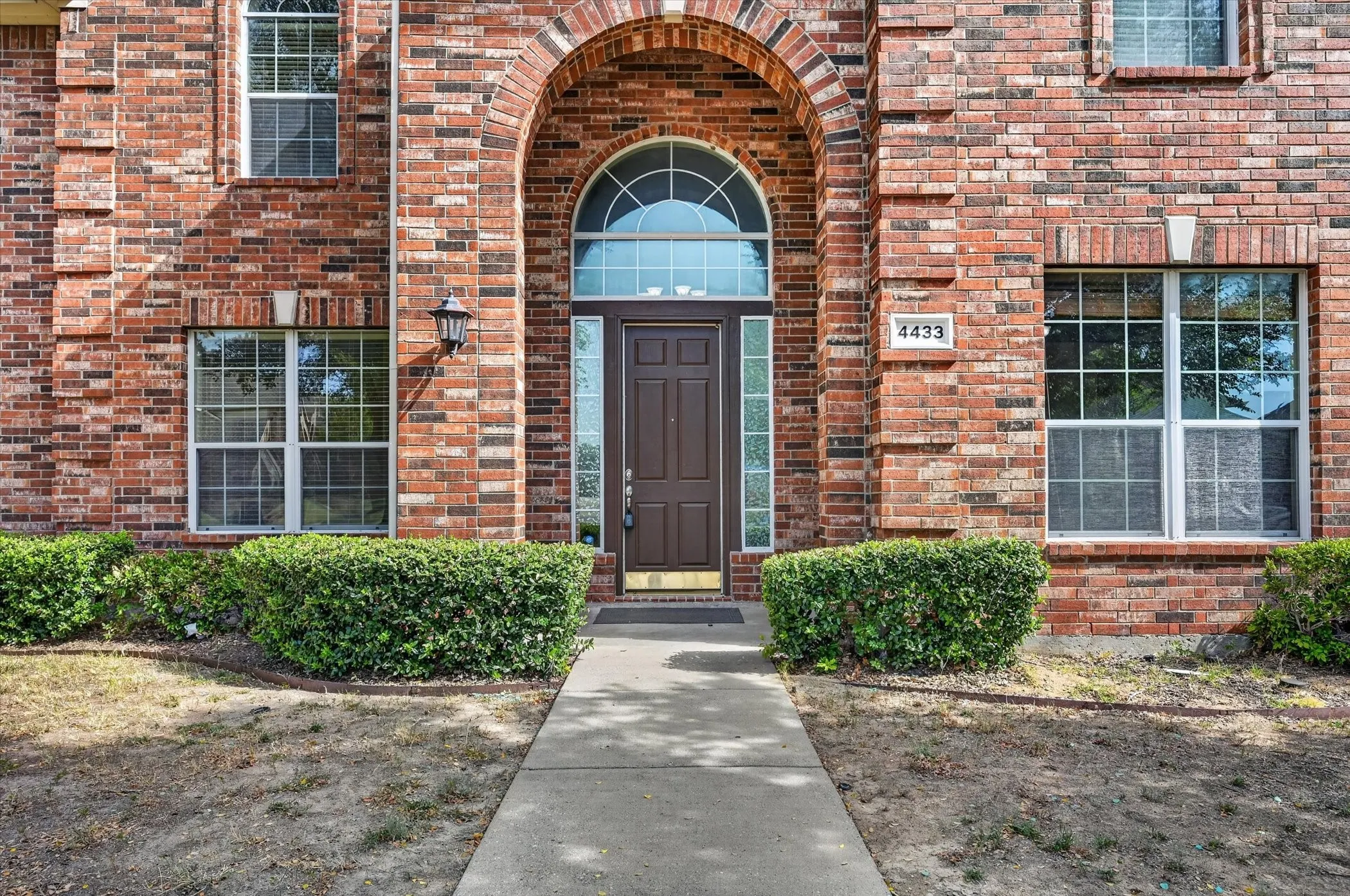 Single Family Residence For Sale in Collin County , 4433 Sanderosa Lane, Richardson, Texas 75082, 5 Bedroom, 4 Bathroom, 3 Garage spaces, 4,084 Sqft, built in 2004, mls#21367322, Real Estate Agent in Richardson, Homes For Sale in Collin county, Homes For Sale in Richardson, Realtor in Richardson Texas, Real Estate Brokerage Independent Realty Texas, Luminita Cordes Realtor