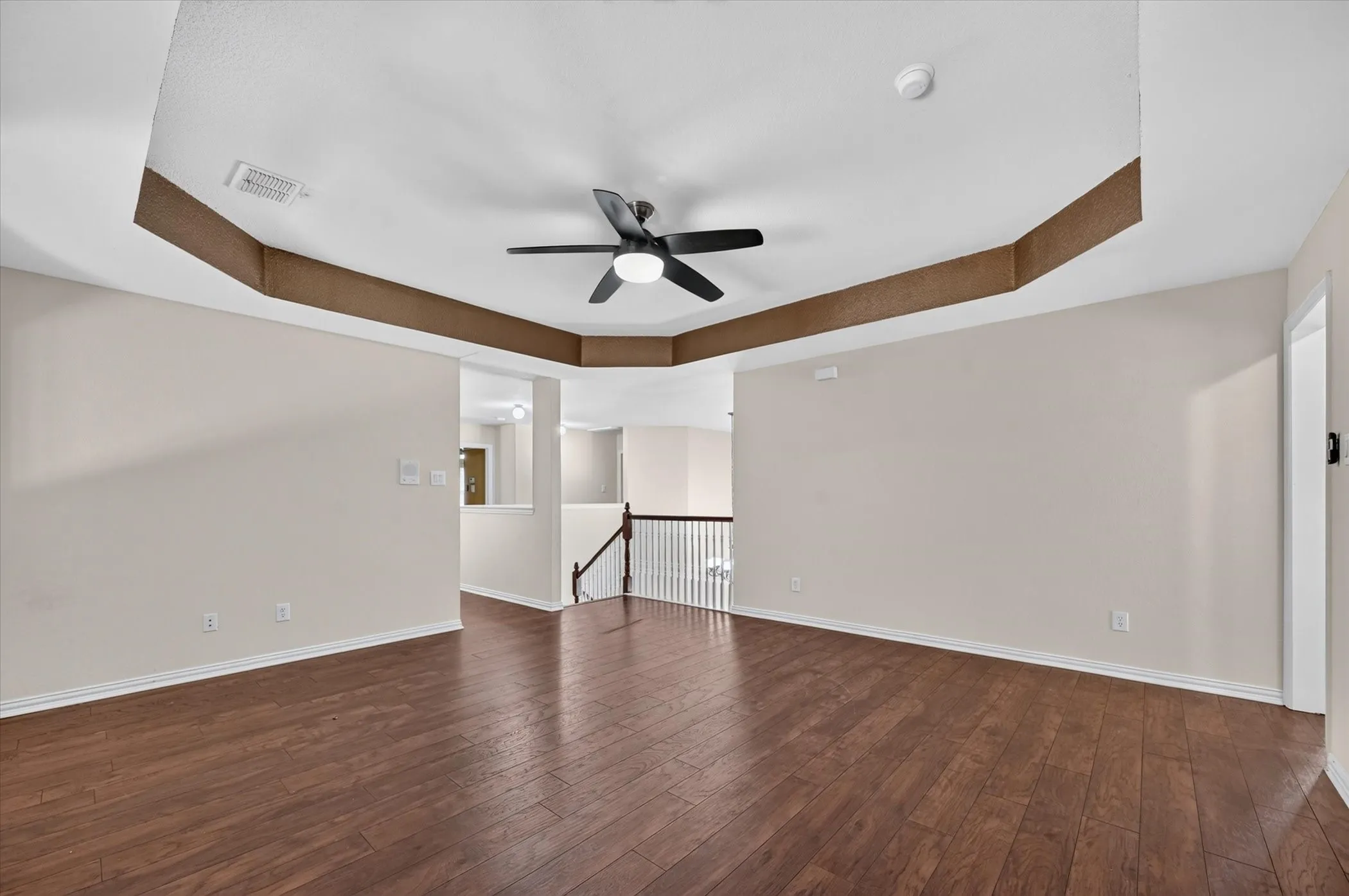 Single Family Residence For Sale in Collin County , 4433 Sanderosa Lane, Richardson, Texas 75082, 5 Bedroom, 4 Bathroom, 3 Garage spaces, 4,084 Sqft, built in 2004, mls#21367322, Real Estate Agent in Richardson, Homes For Sale in Collin county, Homes For Sale in Richardson, Realtor in Richardson Texas, Real Estate Brokerage Independent Realty Texas, Luminita Cordes Realtor