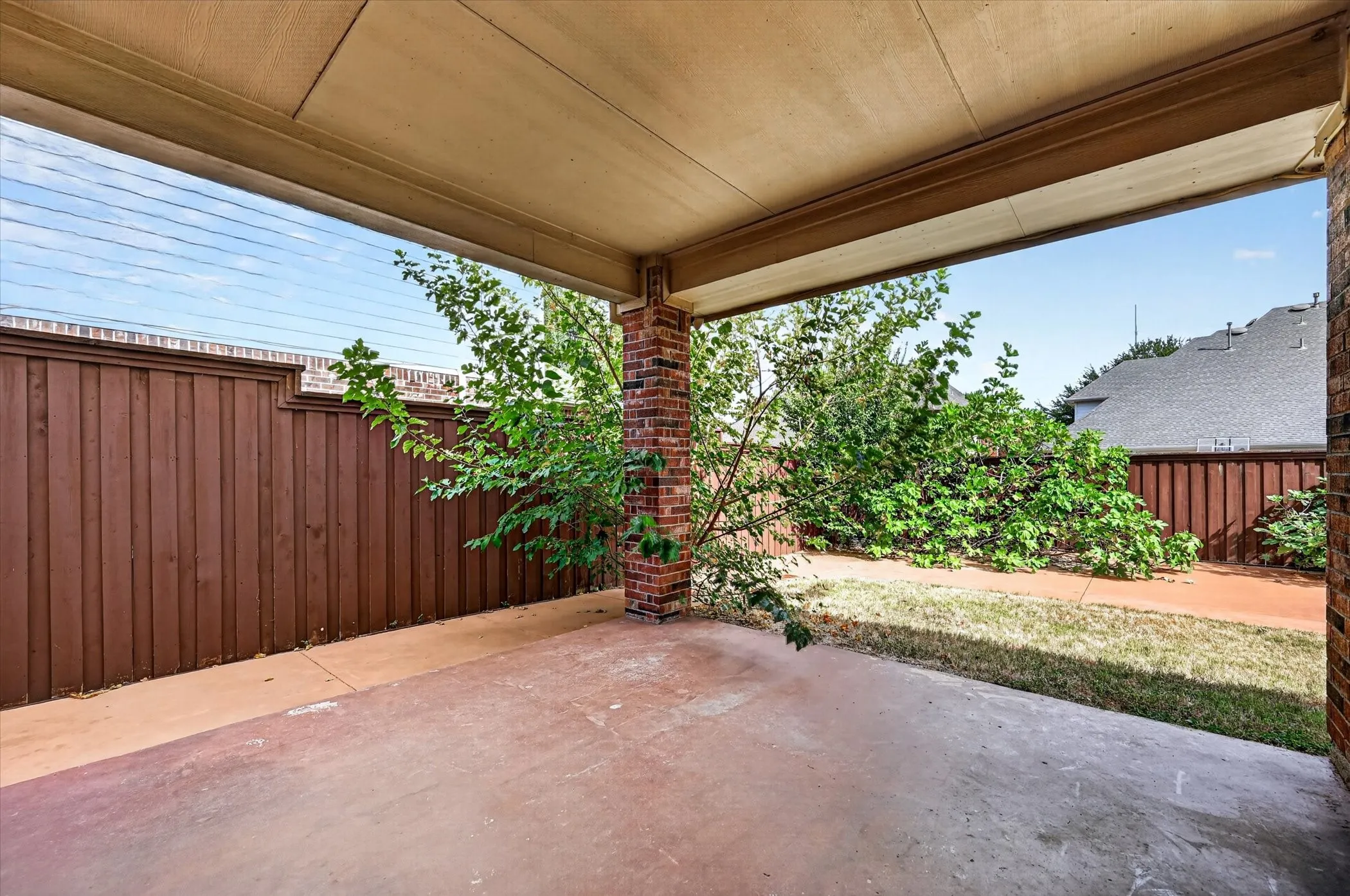 Single Family Residence For Sale in Collin County , 4433 Sanderosa Lane, Richardson, Texas 75082, 5 Bedroom, 4 Bathroom, 3 Garage spaces, 4,084 Sqft, built in 2004, mls#21367322, Real Estate Agent in Richardson, Homes For Sale in Collin county, Homes For Sale in Richardson, Realtor in Richardson Texas, Real Estate Brokerage Independent Realty Texas, Luminita Cordes Realtor