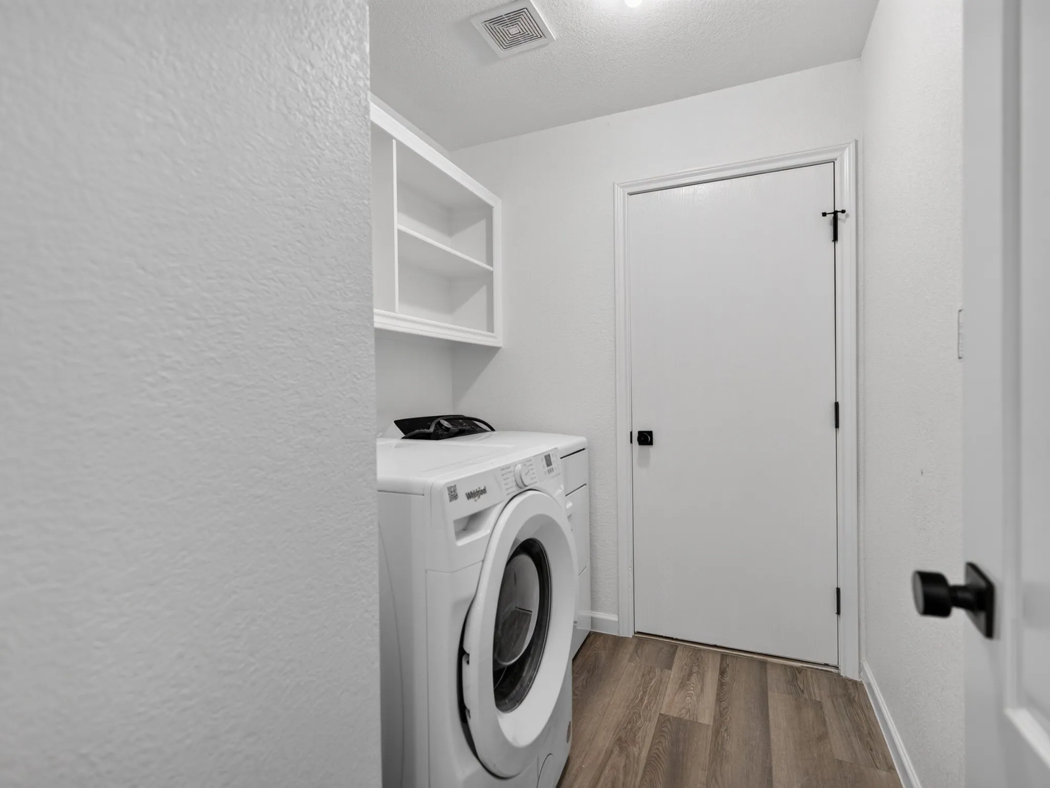 Single Family Residence For Rent in Collin County , 1712 Elm Spring Court, Allen, Texas 75002, 4 Bedroom, 3 Bathroom, 2 Garage spaces, 2,673 Sqft, built in 2001, mls#21367350, Real Estate Agent in Allen, Homes For Rent in Collin county, Homes For Rent in Allen, Realtor in Allen Texas, Real Estate Brokerage Independent Realty Texas, Luminita Cordes Realtor