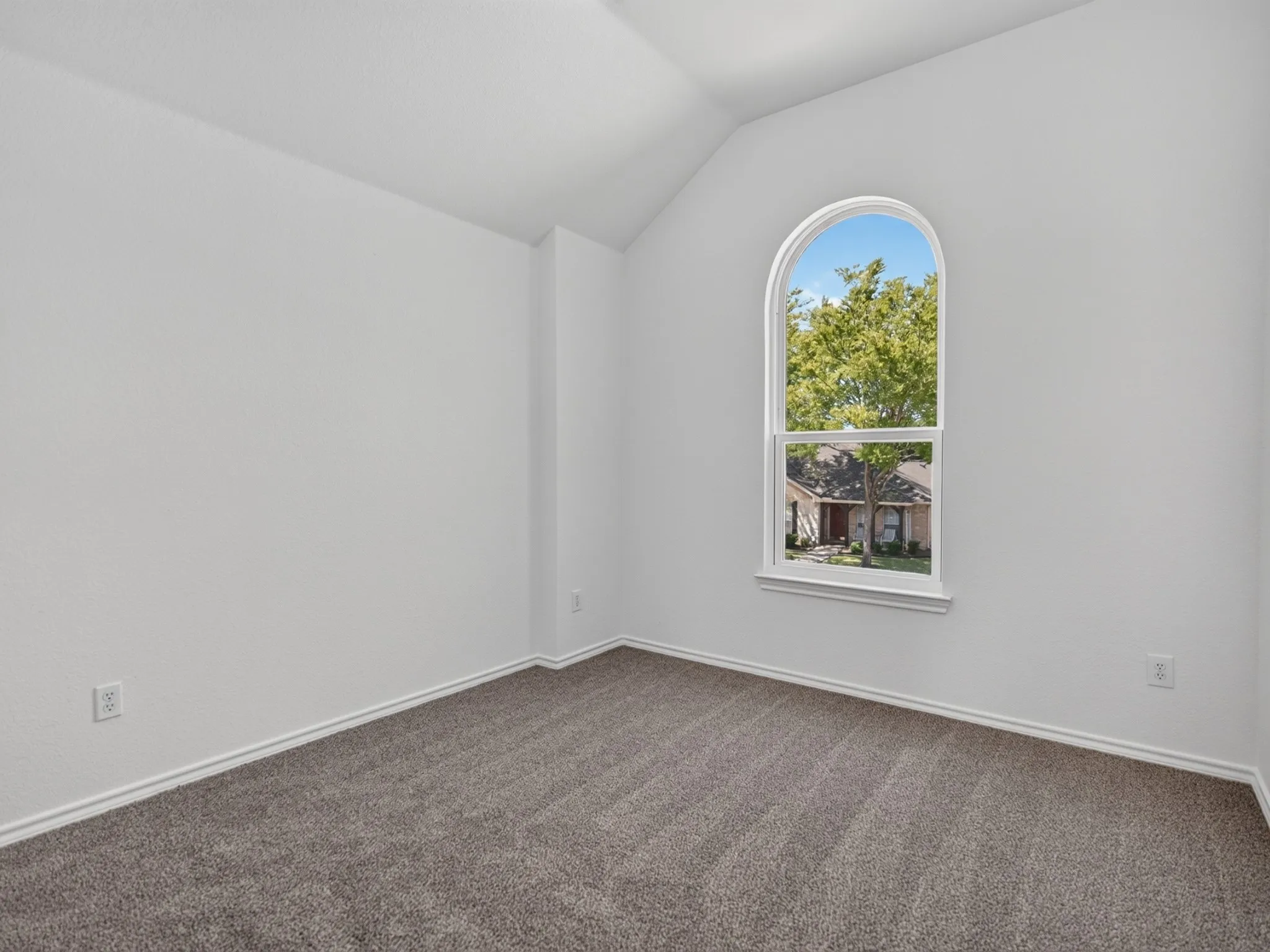 Single Family Residence For Rent in Collin County , 1712 Elm Spring Court, Allen, Texas 75002, 4 Bedroom, 3 Bathroom, 2 Garage spaces, 2,673 Sqft, built in 2001, mls#21367350, Real Estate Agent in Allen, Homes For Rent in Collin county, Homes For Rent in Allen, Realtor in Allen Texas, Real Estate Brokerage Independent Realty Texas, Luminita Cordes Realtor