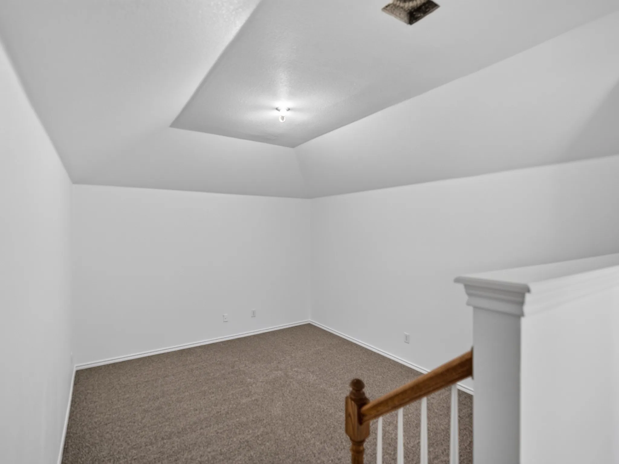 Single Family Residence For Rent in Collin County , 1712 Elm Spring Court, Allen, Texas 75002, 4 Bedroom, 3 Bathroom, 2 Garage spaces, 2,673 Sqft, built in 2001, mls#21367350, Real Estate Agent in Allen, Homes For Rent in Collin county, Homes For Rent in Allen, Realtor in Allen Texas, Real Estate Brokerage Independent Realty Texas, Luminita Cordes Realtor